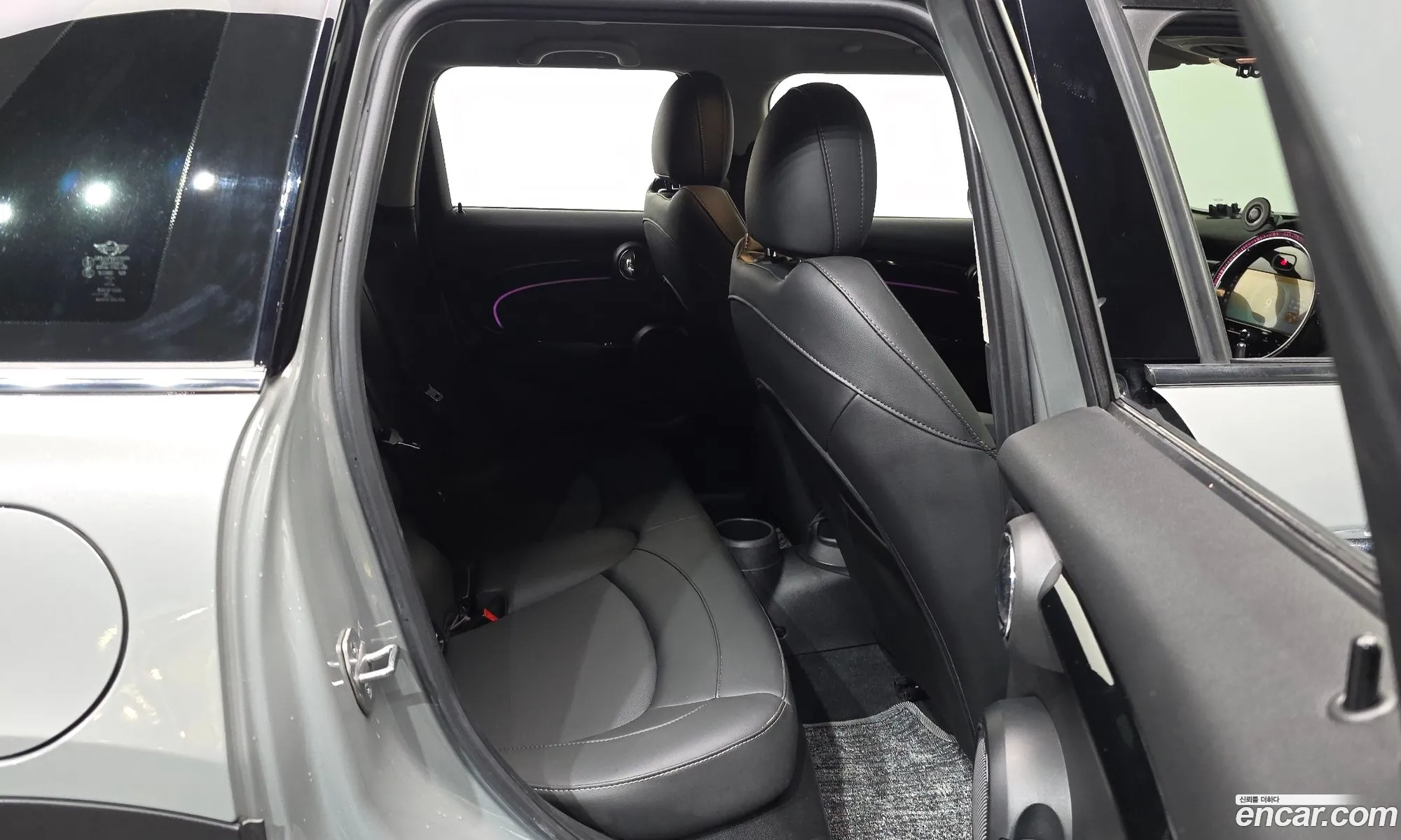 Mini Cooper 2022 — 17