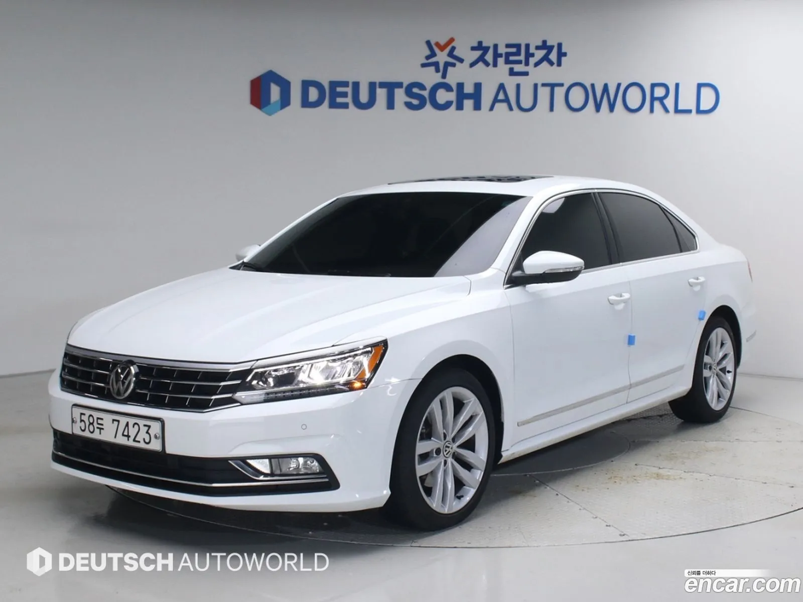 Volkswagen Passat 2018 — 18