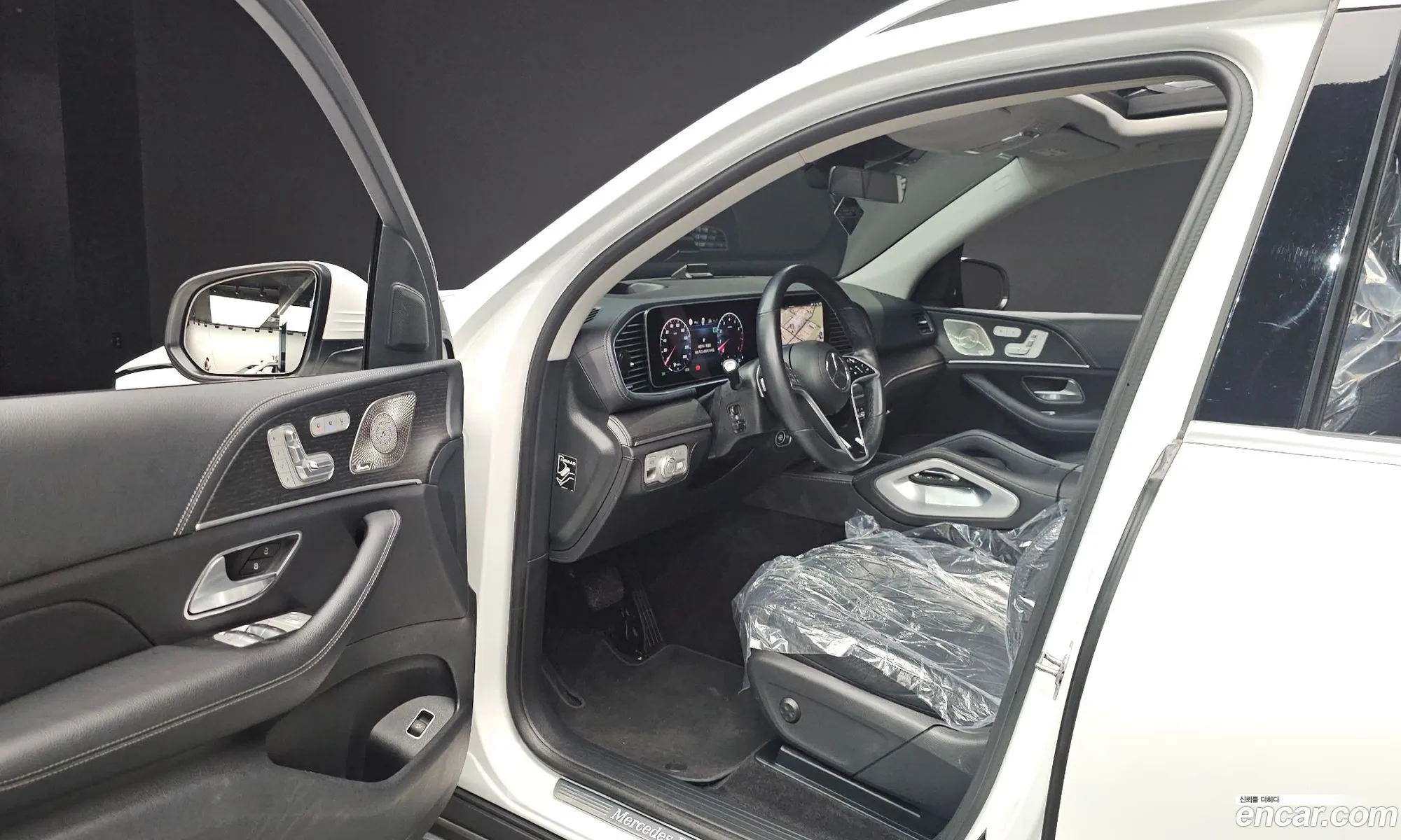 Mercedes-Benz GLE-Class W167 2023 — 12