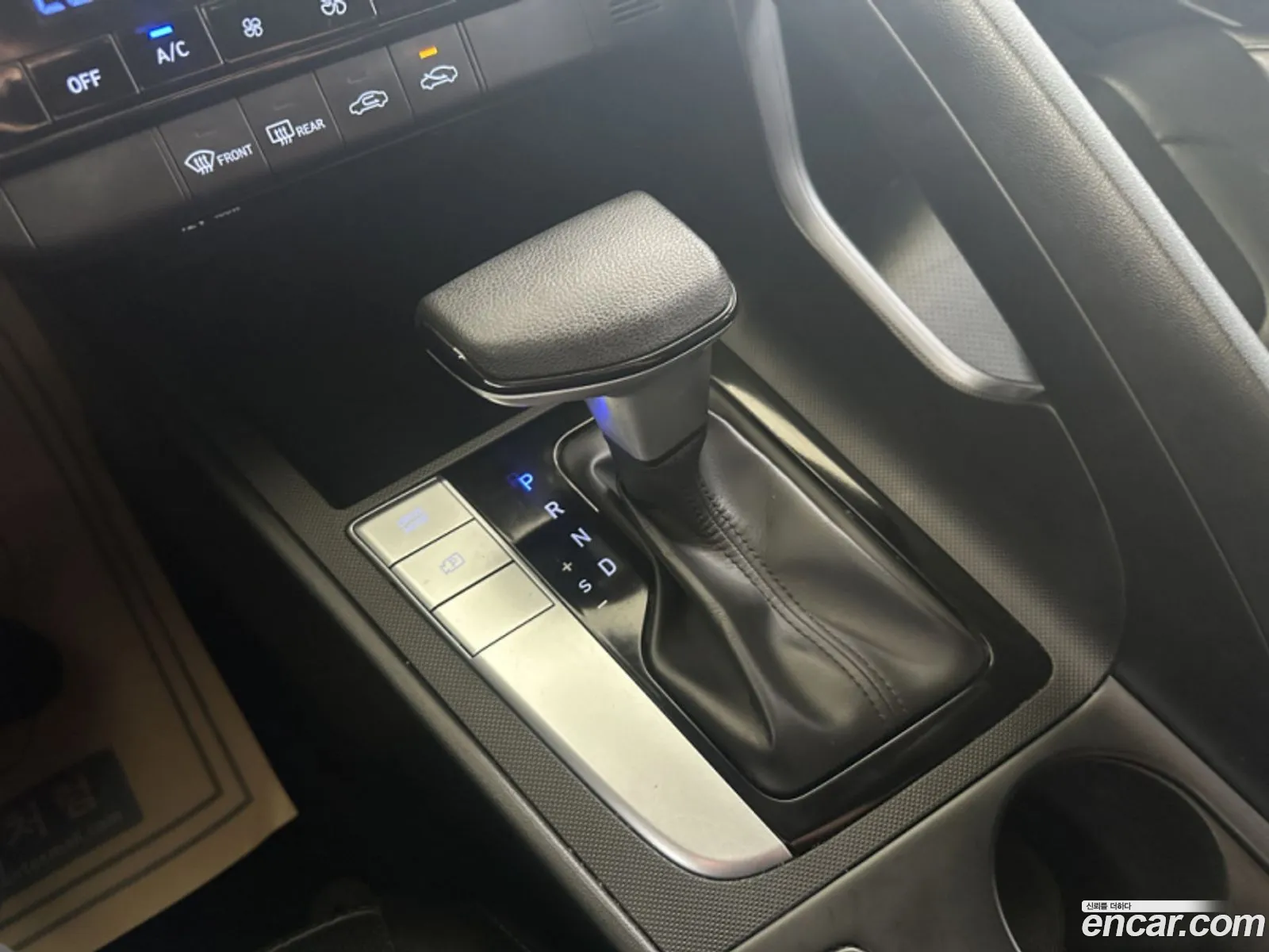 Hyundai Elantra 2022 — 2