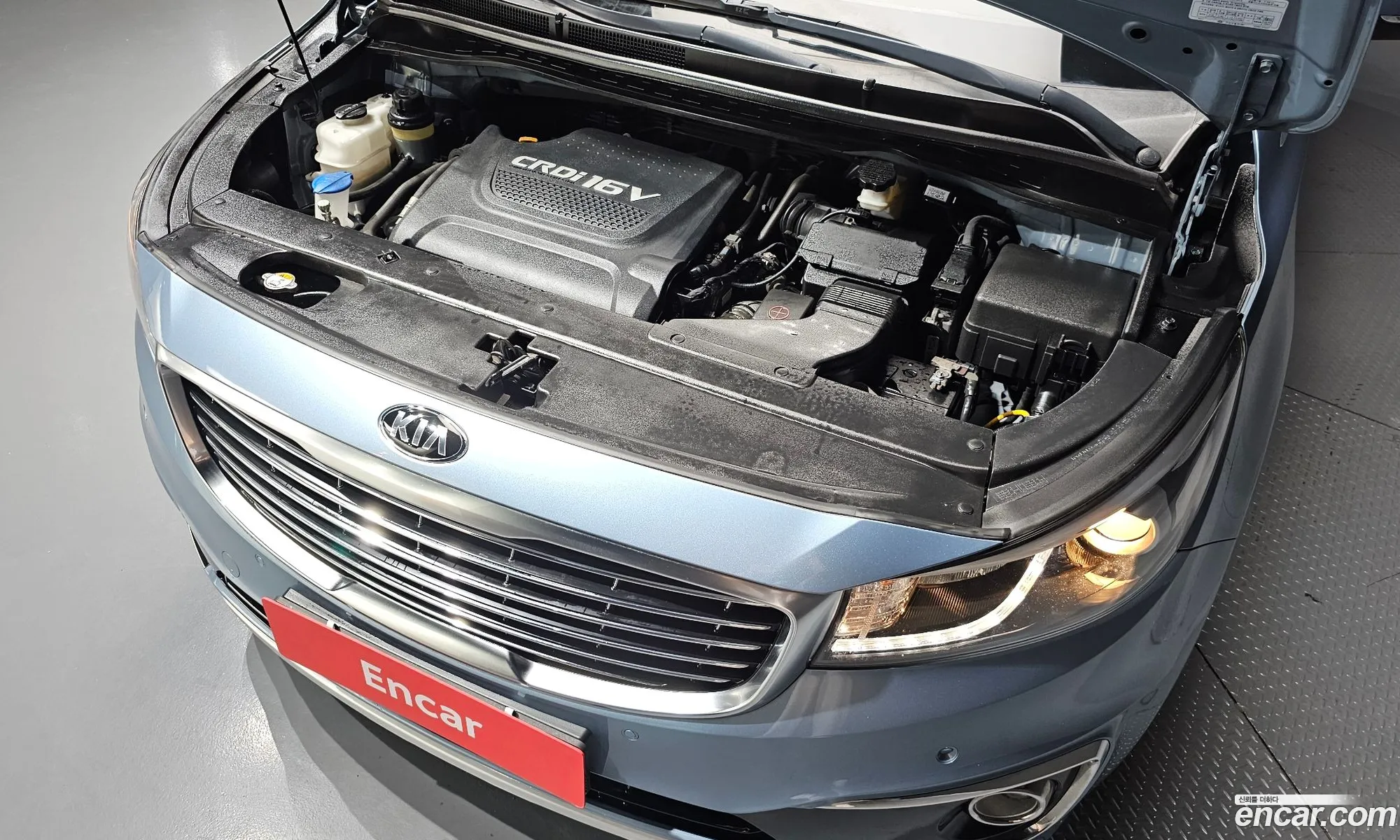 Kia Carnival 2015 KNAMB81ABGS151060 — 6
