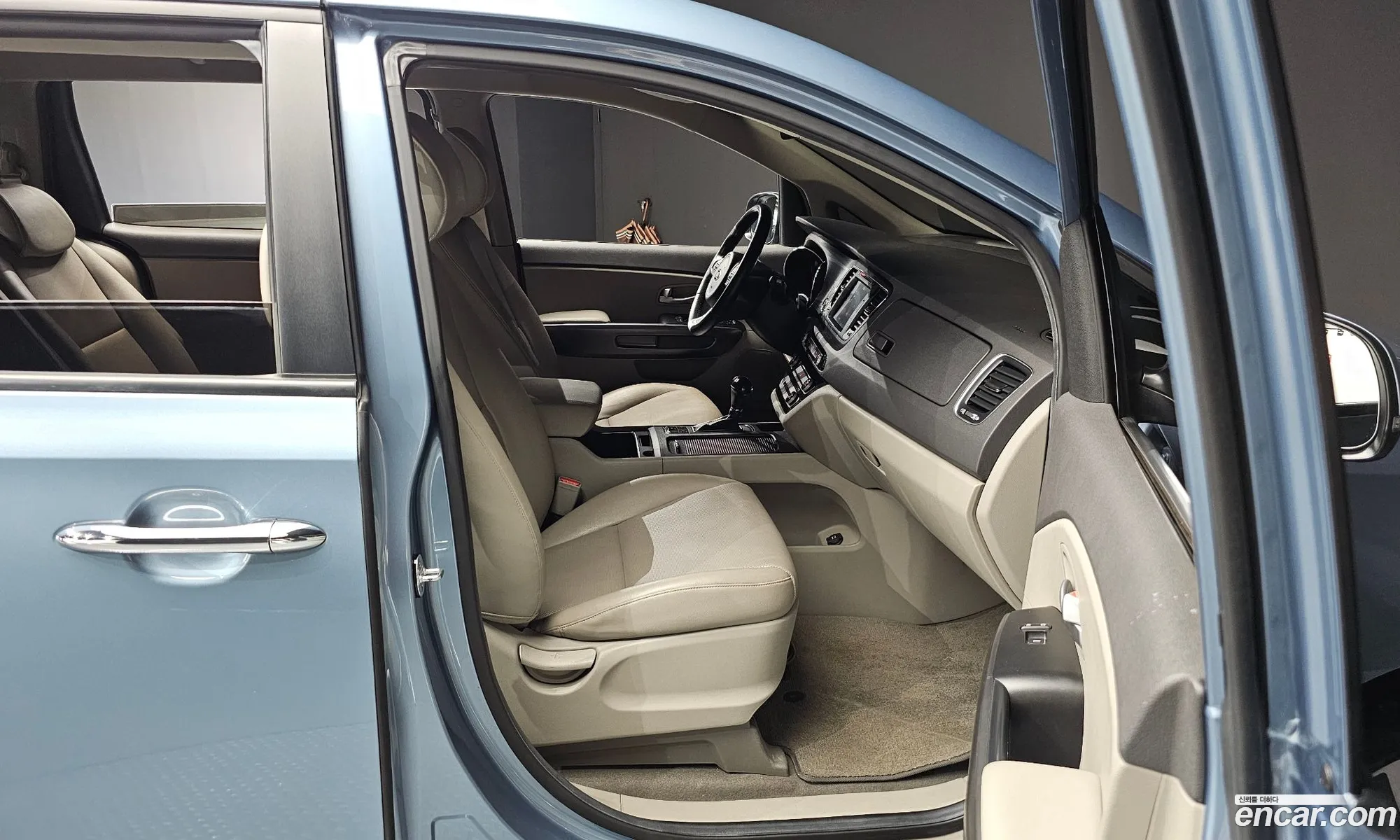Kia Carnival 2015 KNAMB81ABGS151060 — 18