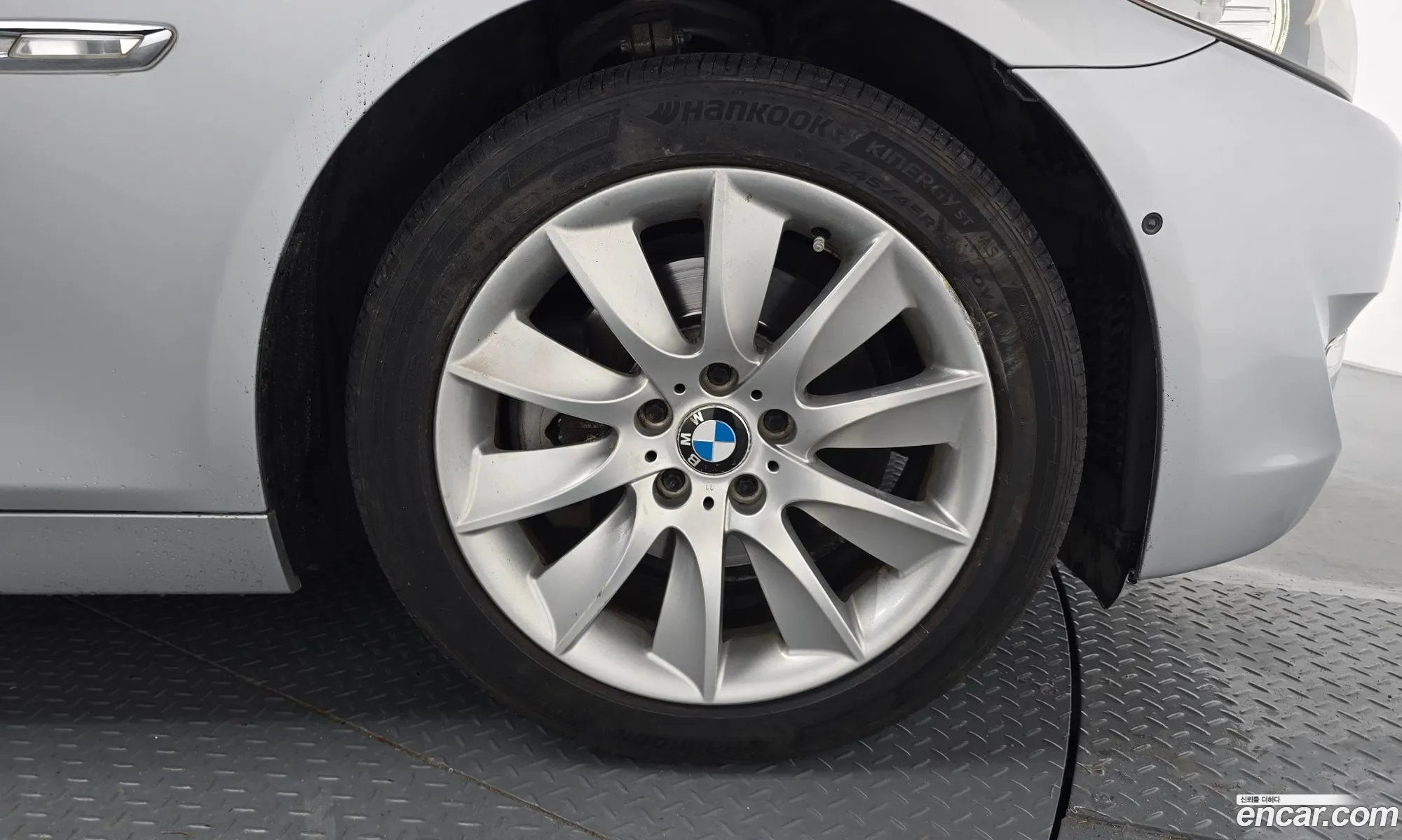 BMW 5 Series 2012 WBAXG3103CDW40630 — 12