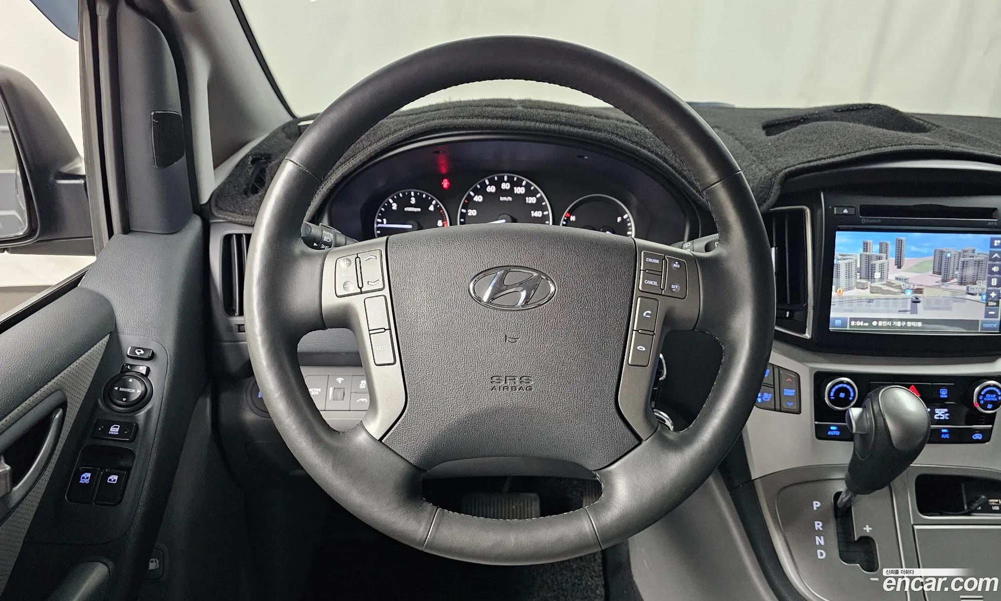 Hyundai Grand Starex 2018 — 14