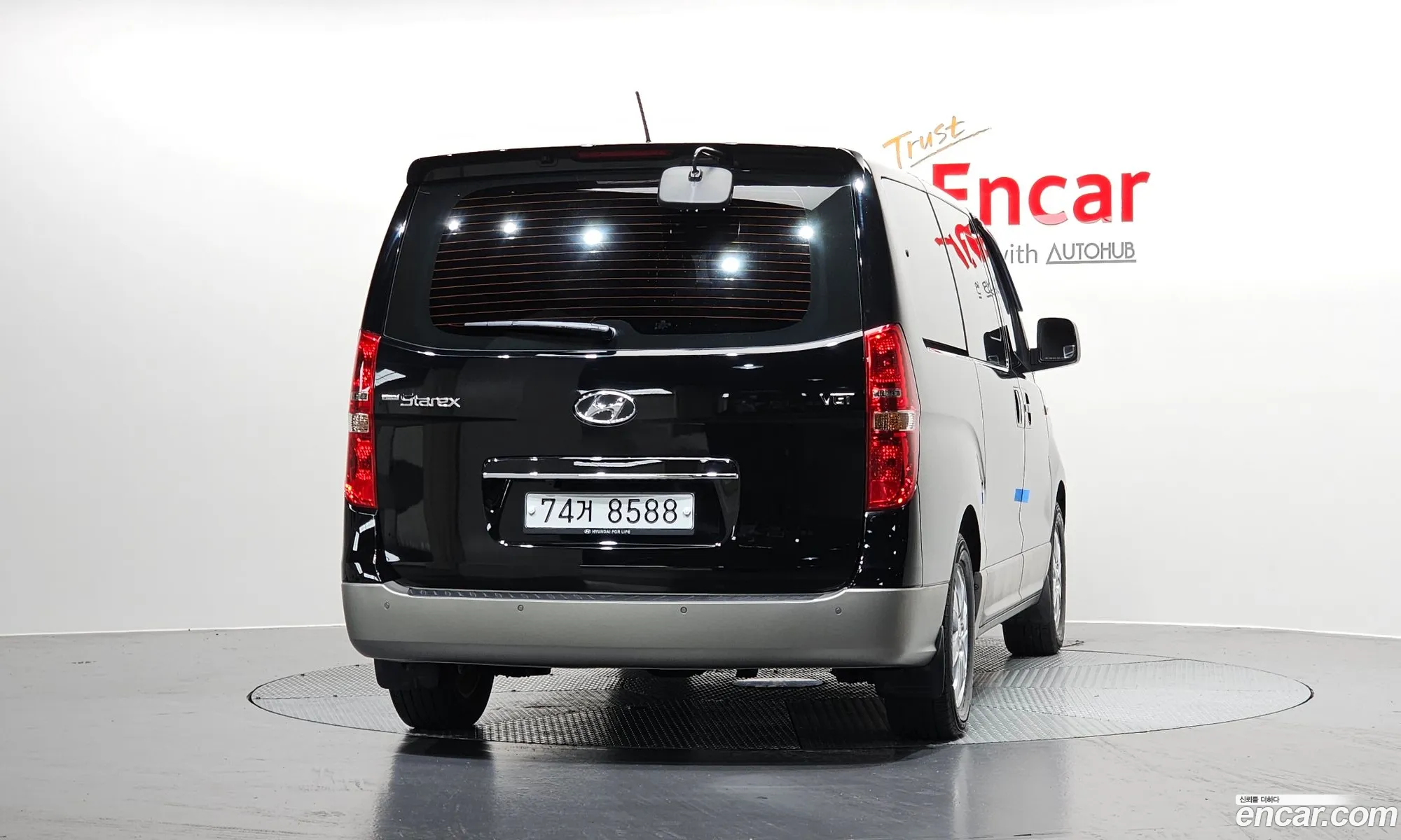 Hyundai Grand Starex 2018 — 26