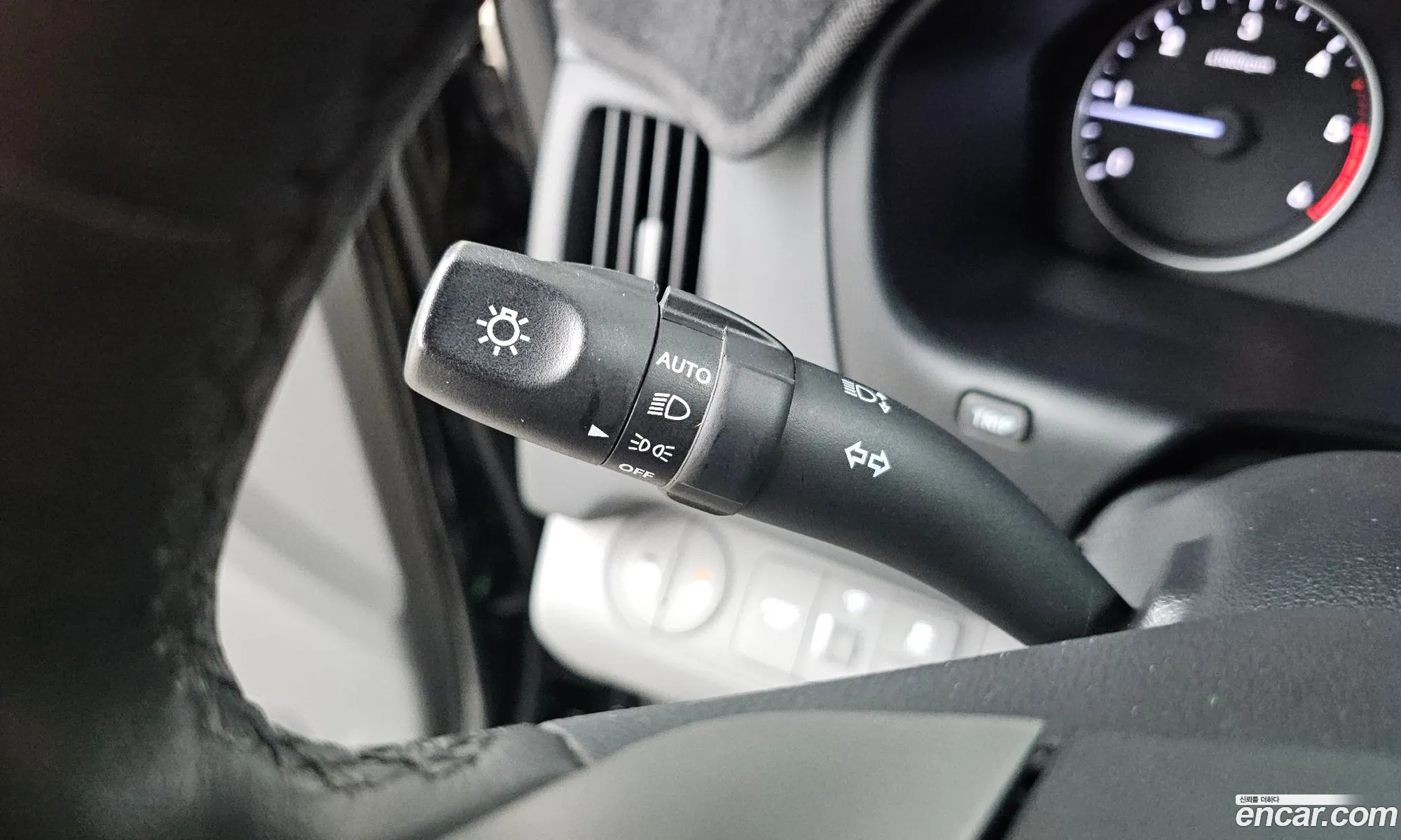 Hyundai Grand Starex 2018 — 16