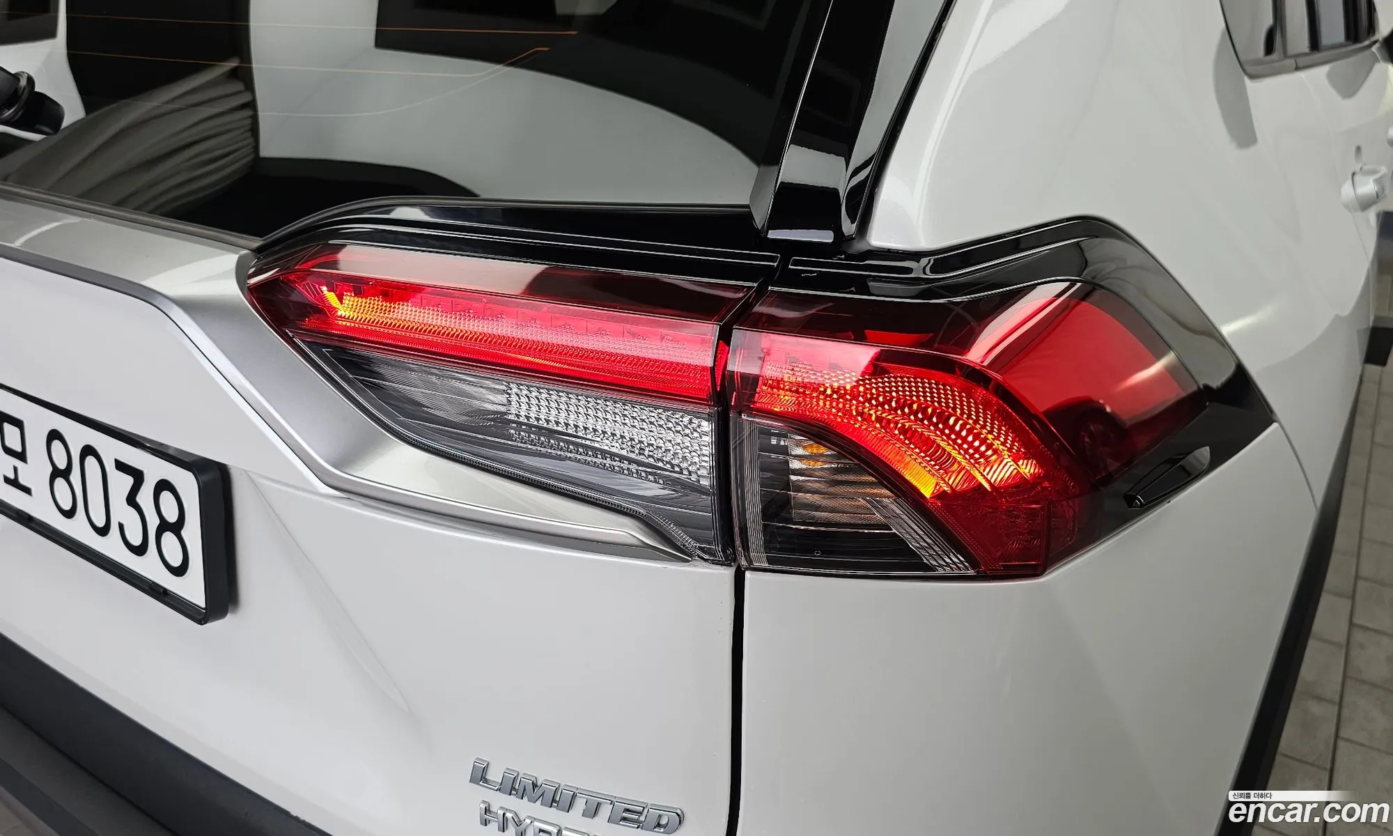 Toyota RAV4 2024 — 11