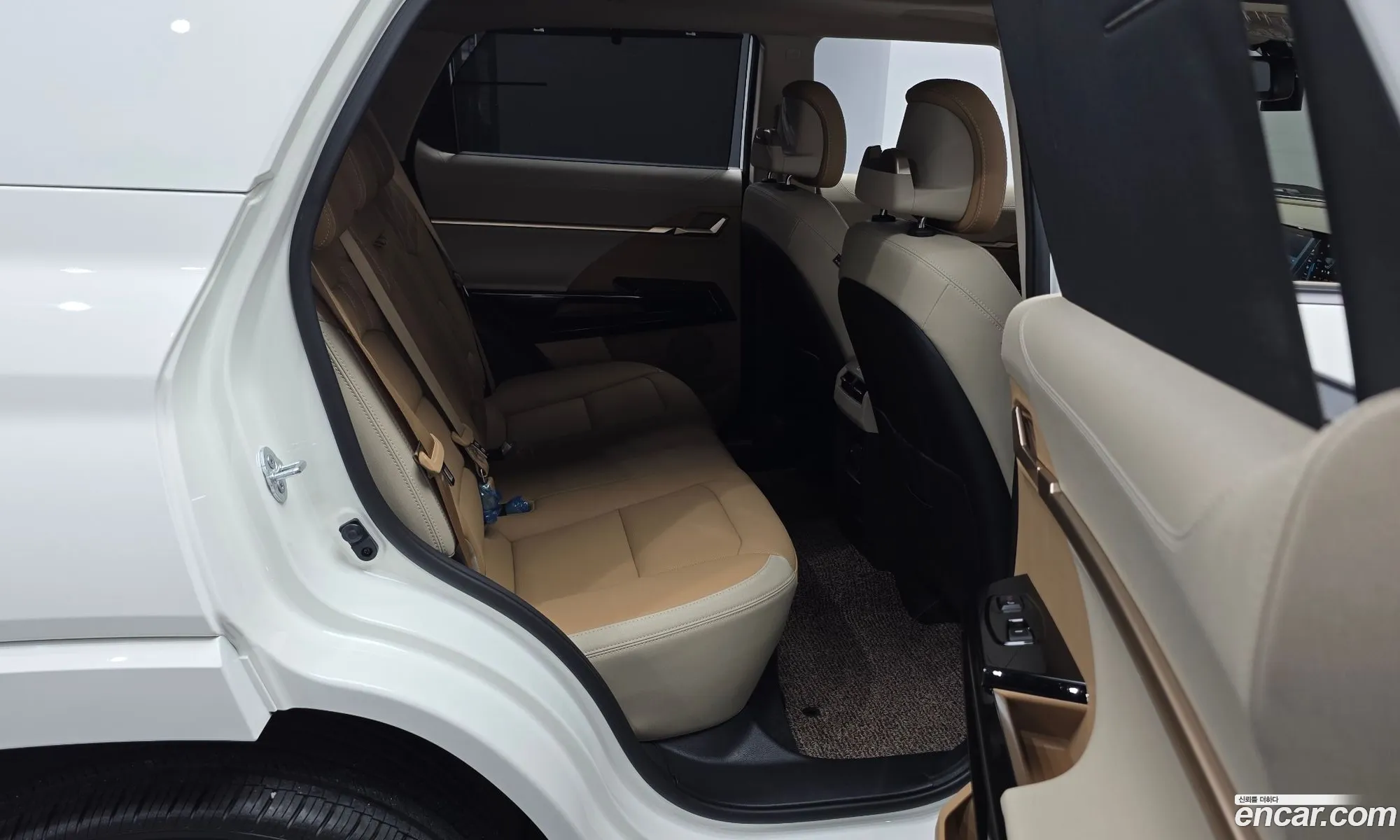 KG Mobility (SsangYong) Actyon 2026 — 22