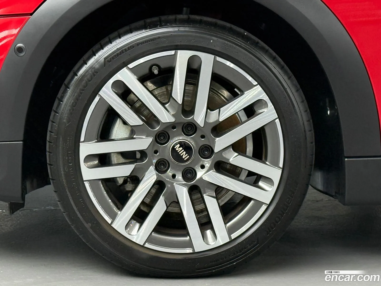 Mini Cooper C 2025 — 4
