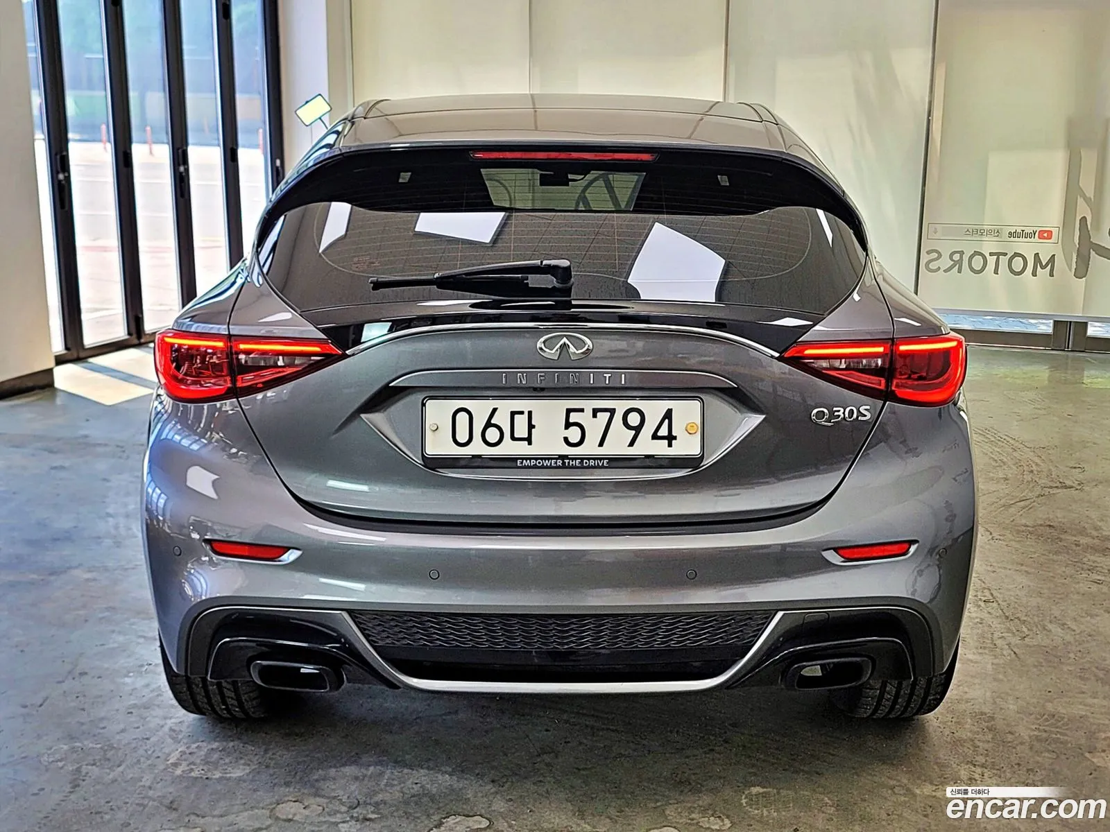 Infiniti Q30 2017 — 14