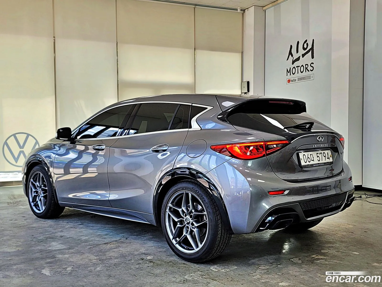 Infiniti Q30 2017 — 6