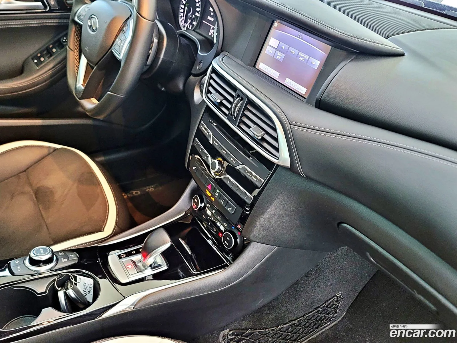 Infiniti Q30 2017 — 8