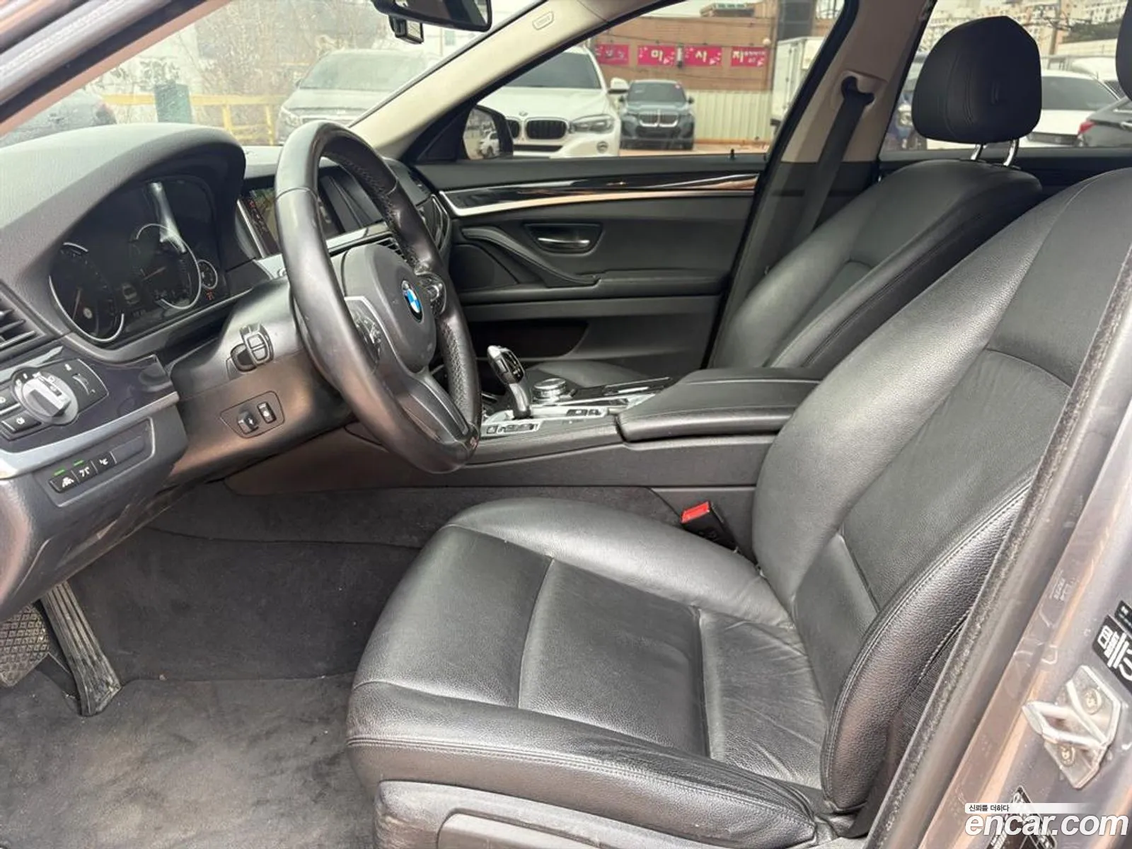 BMW 5 Series 2016 — 15
