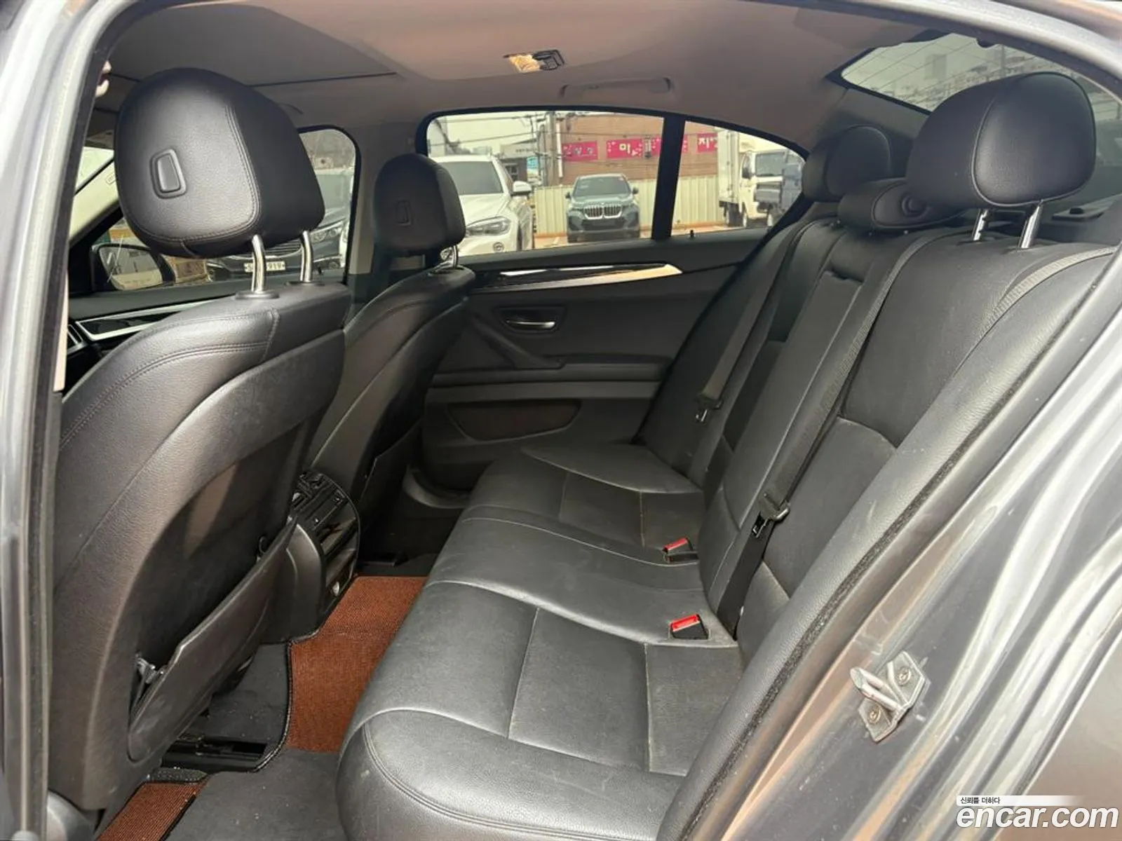 BMW 5 Series 2016 — 14