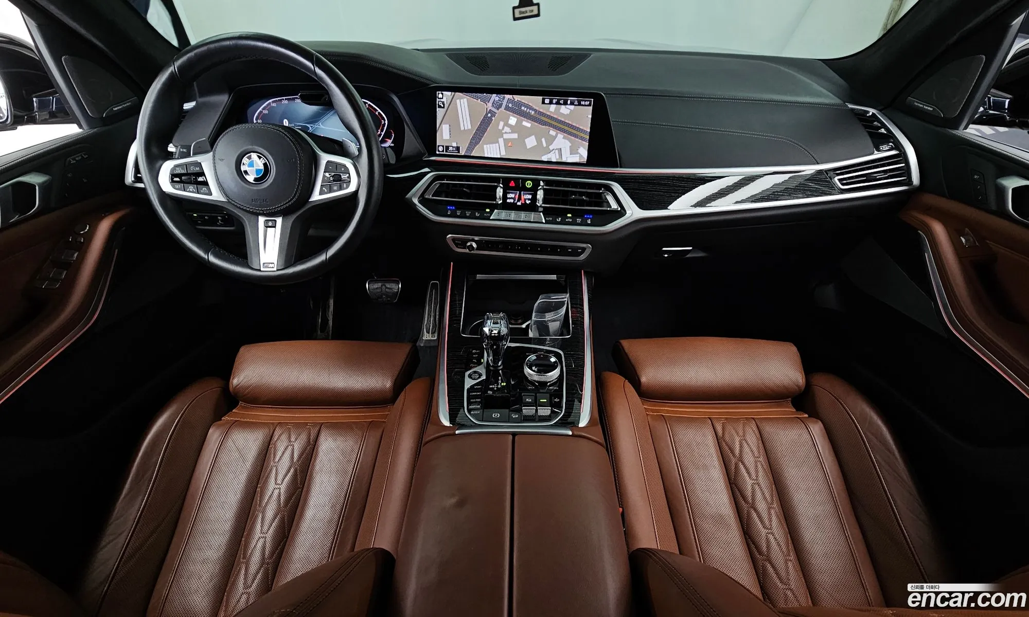 BMW X7 2021 — 30