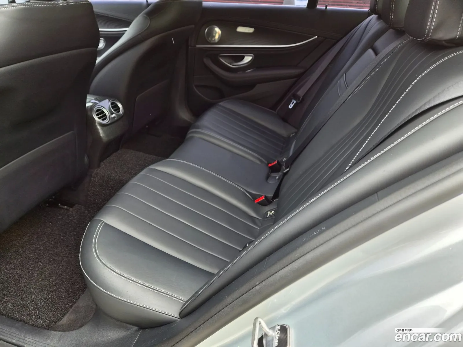 Mercedes-Benz E-Class W213 2020 — 16