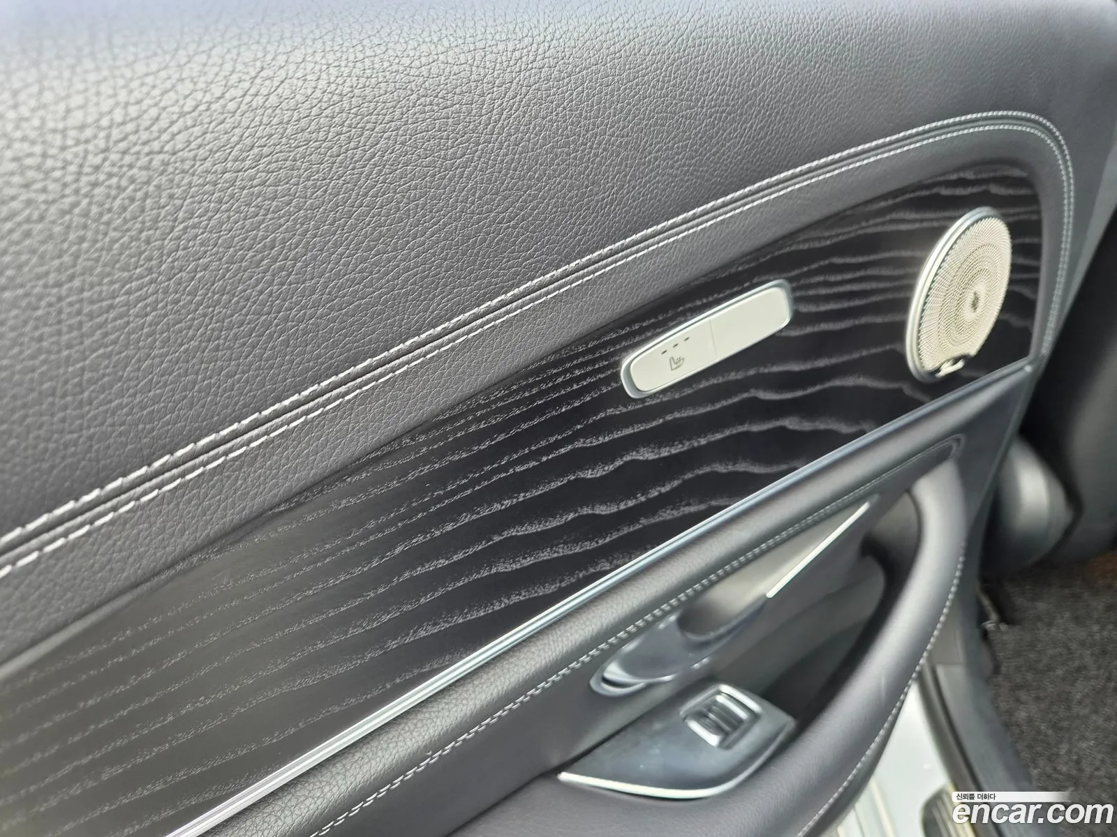 Mercedes-Benz E-Class W213 2020 — 12