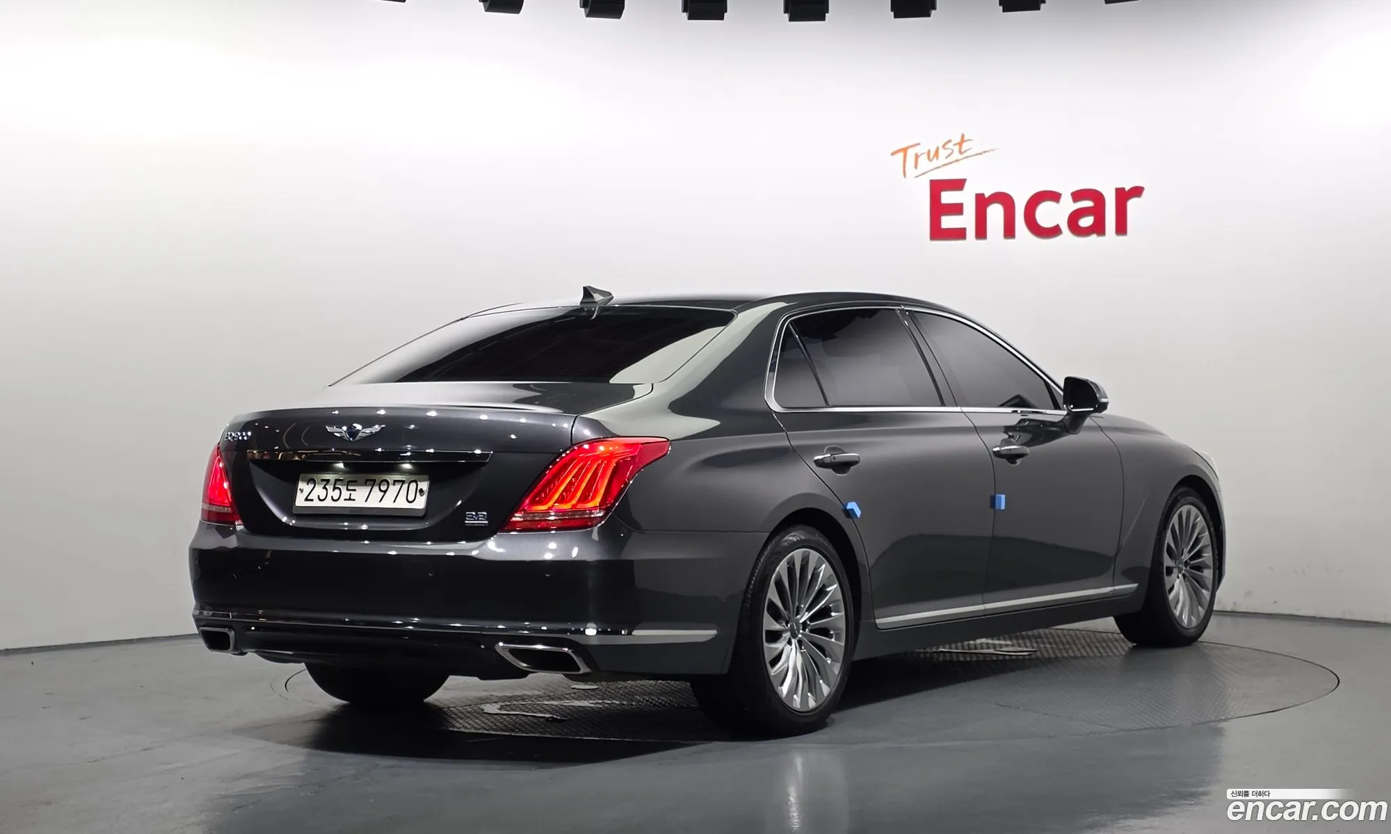 Genesis EQ900 2017 — 17