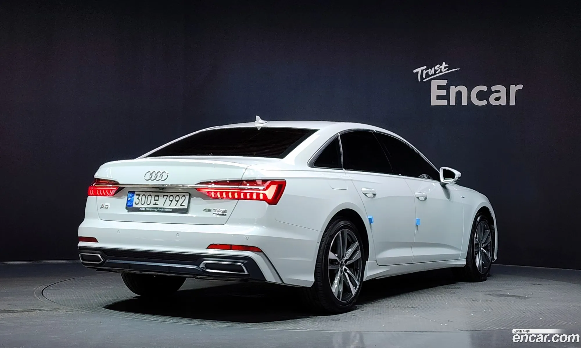 Audi A6 2022 WAUZZZF28NN010373 — 16