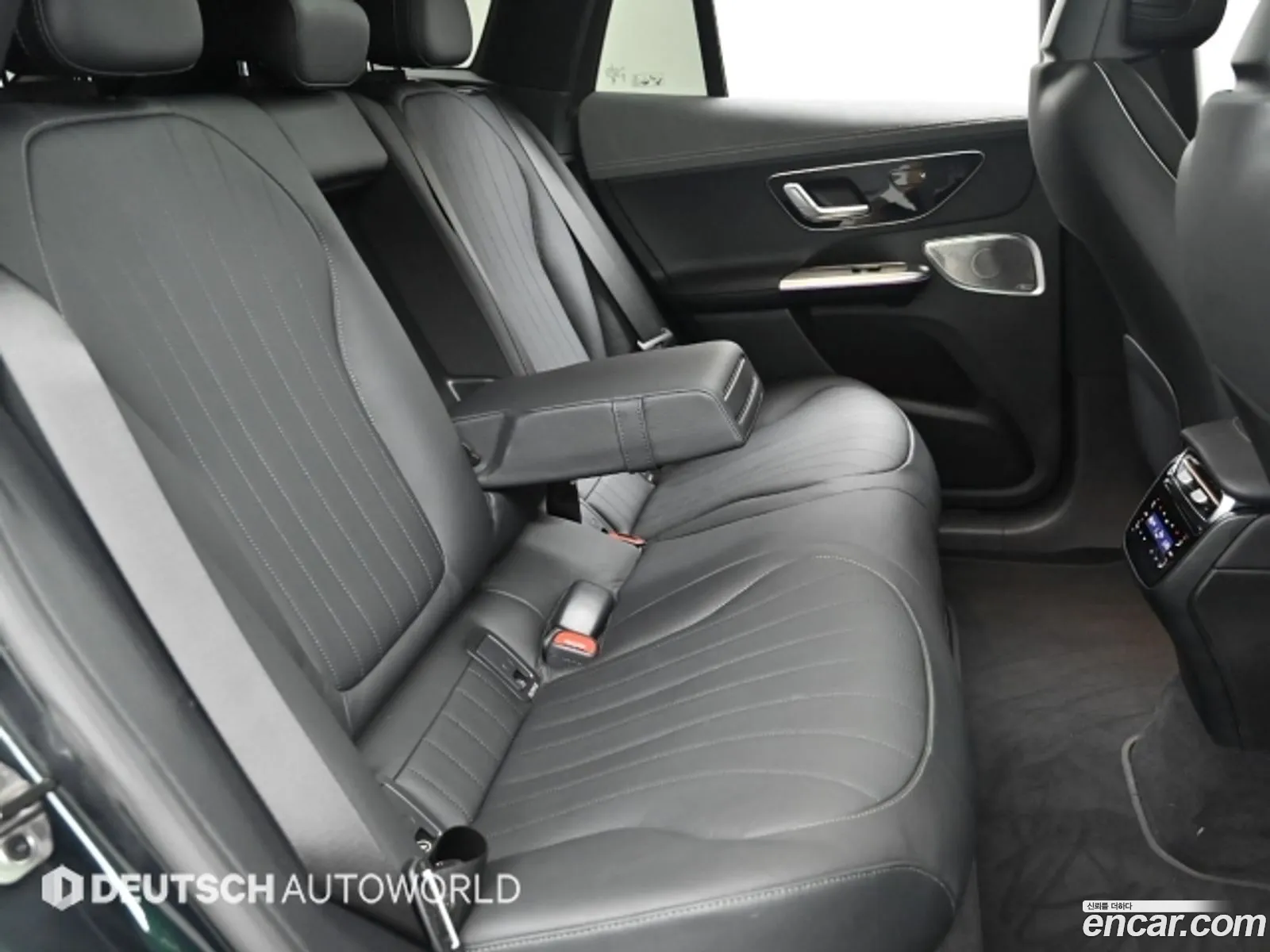 Mercedes-Benz EQE SUV X294 2023 — 11