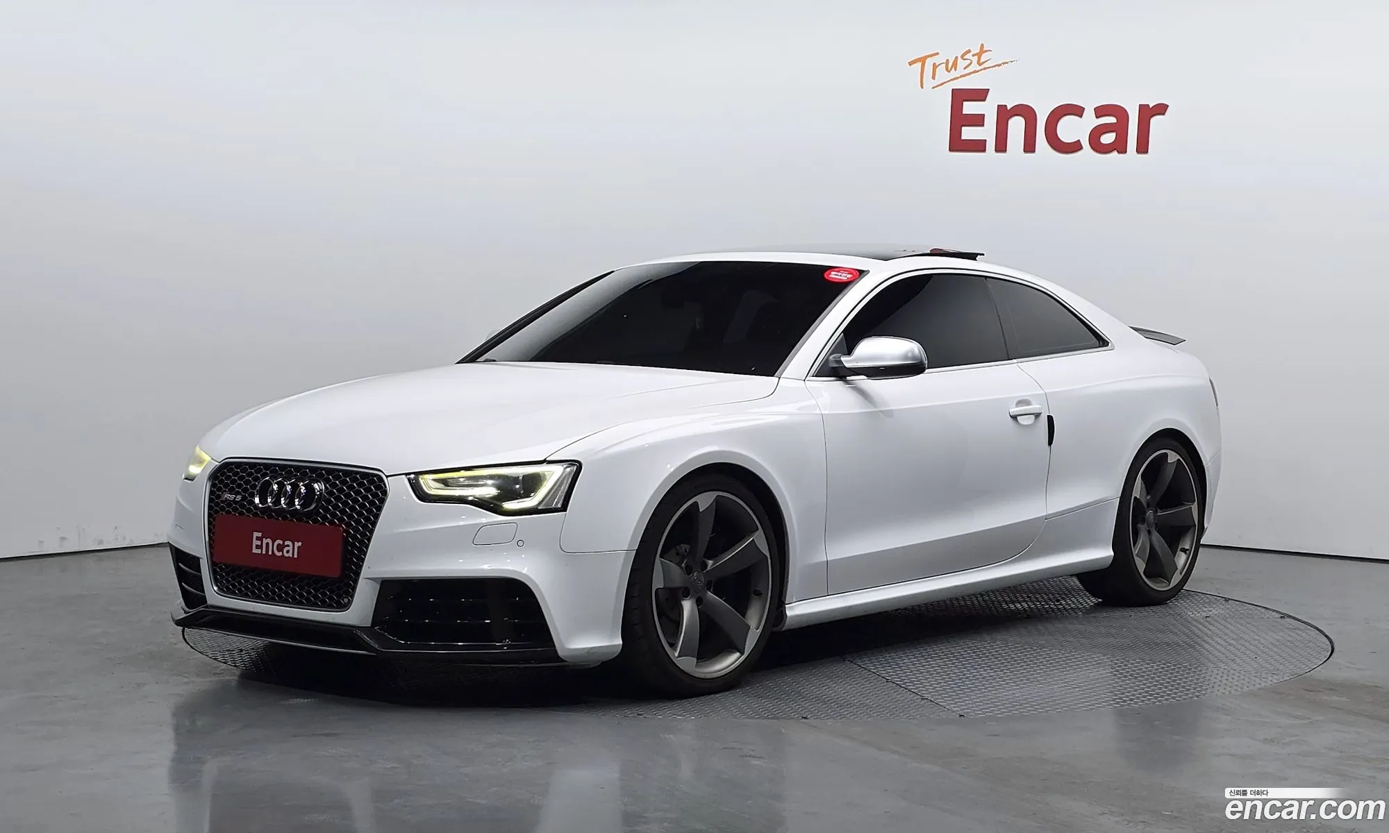 Audi RS5 2014 WUAZZZ8TXEA900716 — 4
