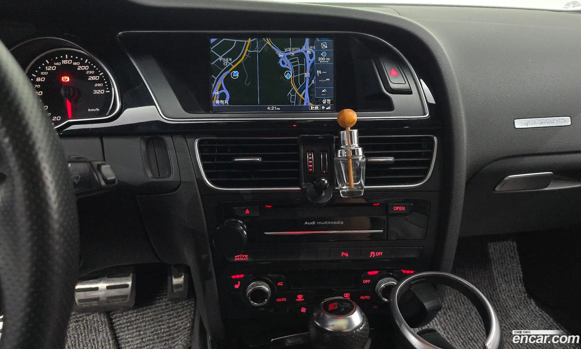 Audi RS5 2014 WUAZZZ8TXEA900716 — 14