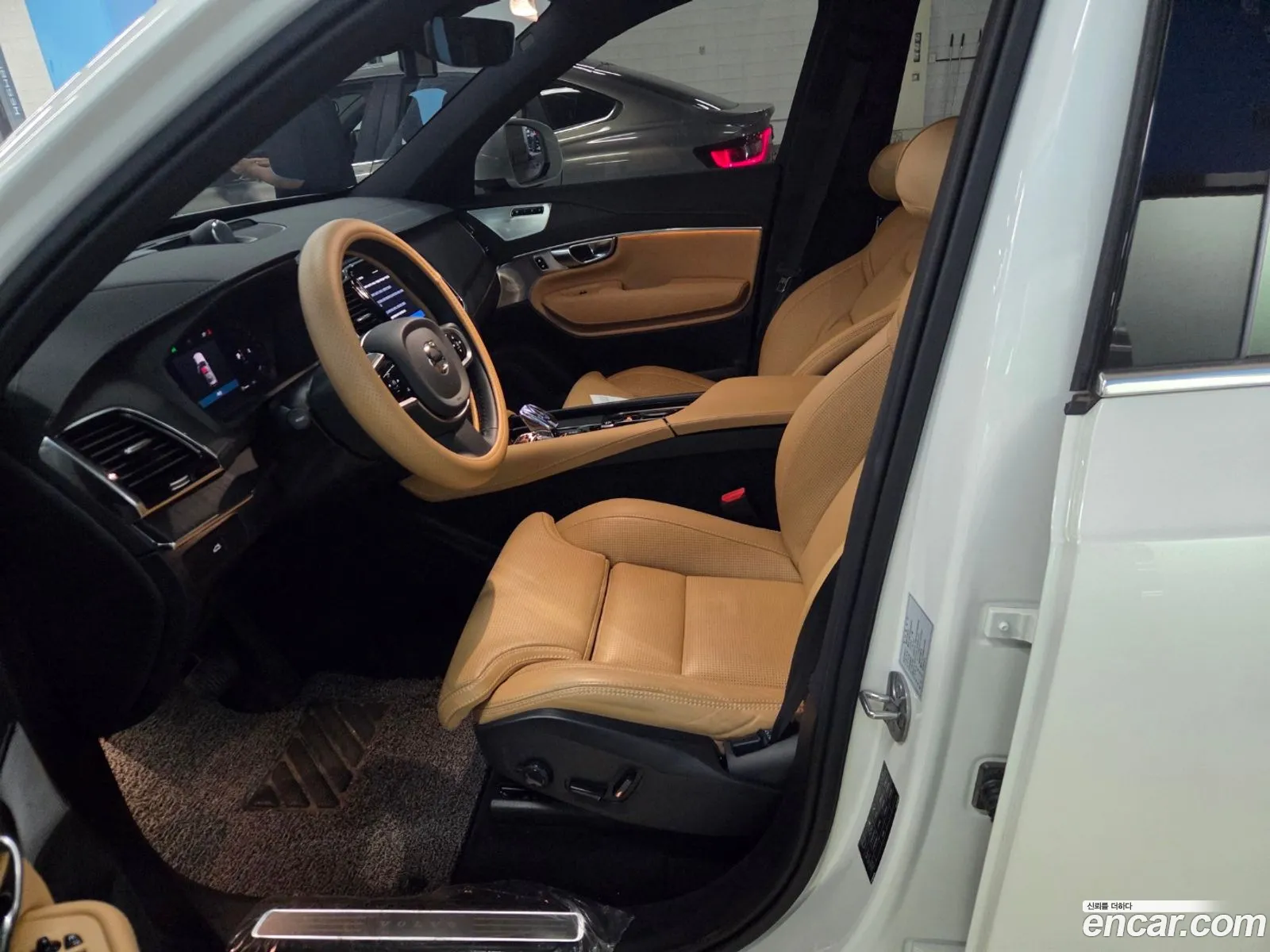 Volvo XC90 2025 — 9