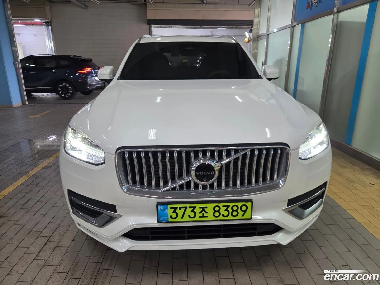 Volvo XC90 2025 — 2