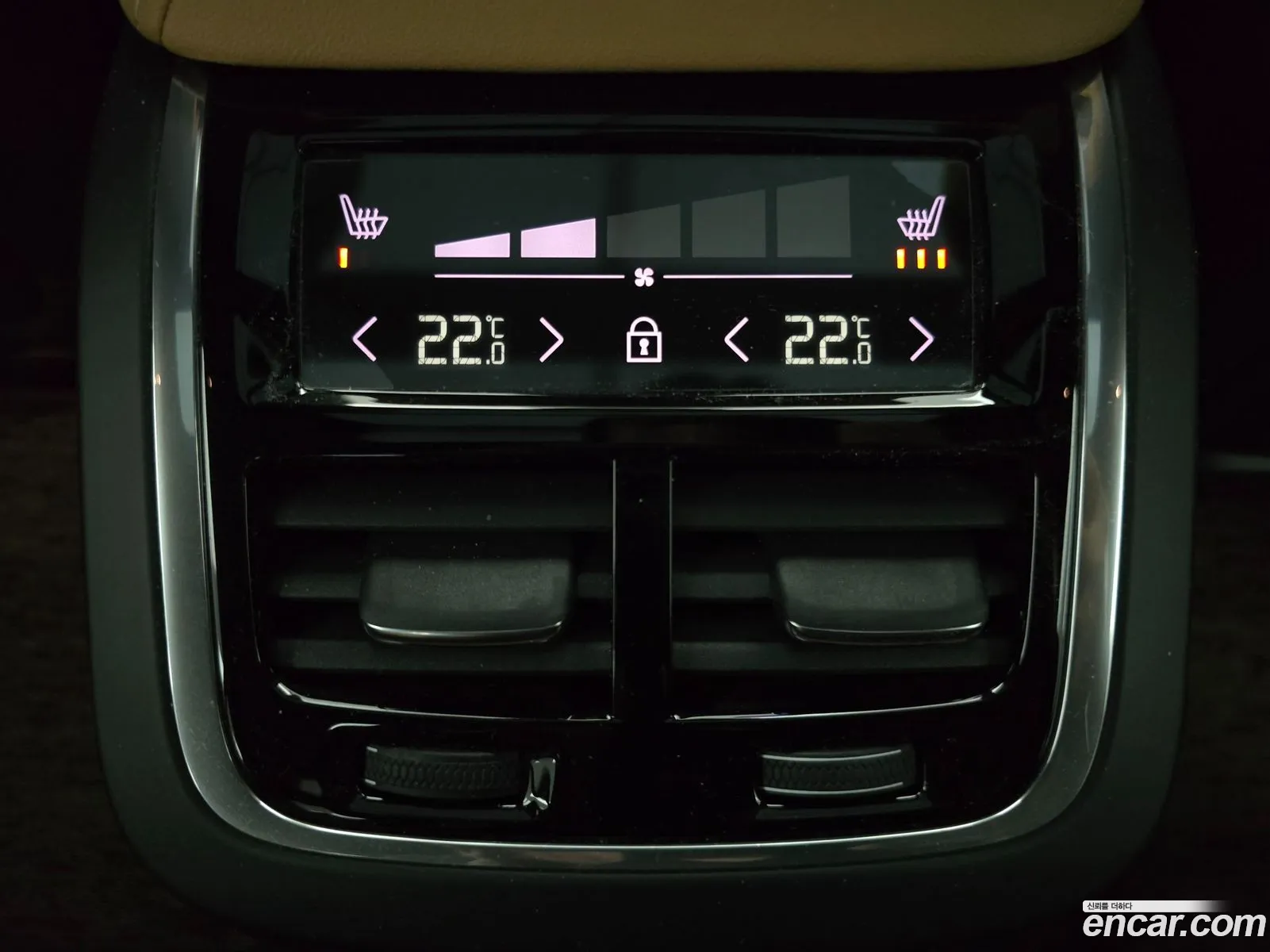 Volvo S60 2023 — 9