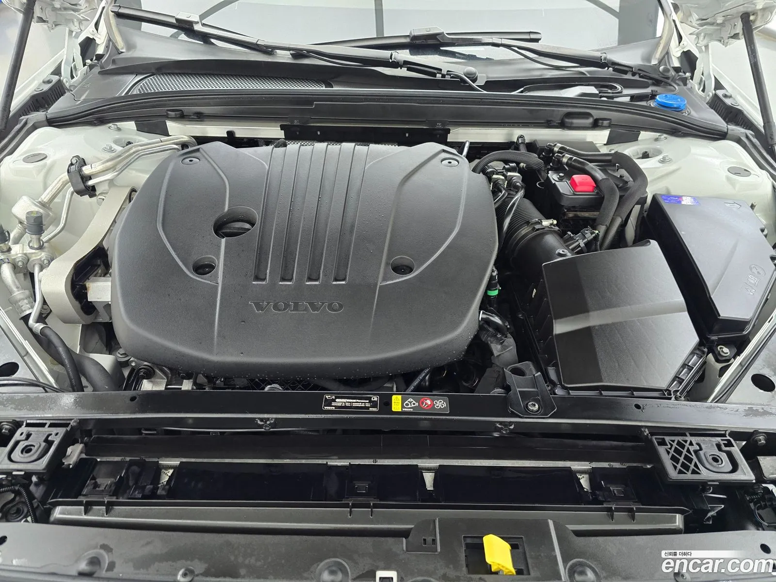 Volvo S60 2023 — 10