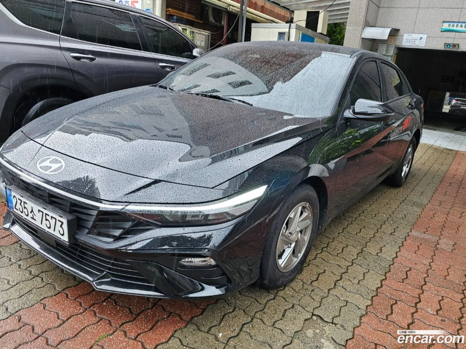 Hyundai Elantra 2025 — 2