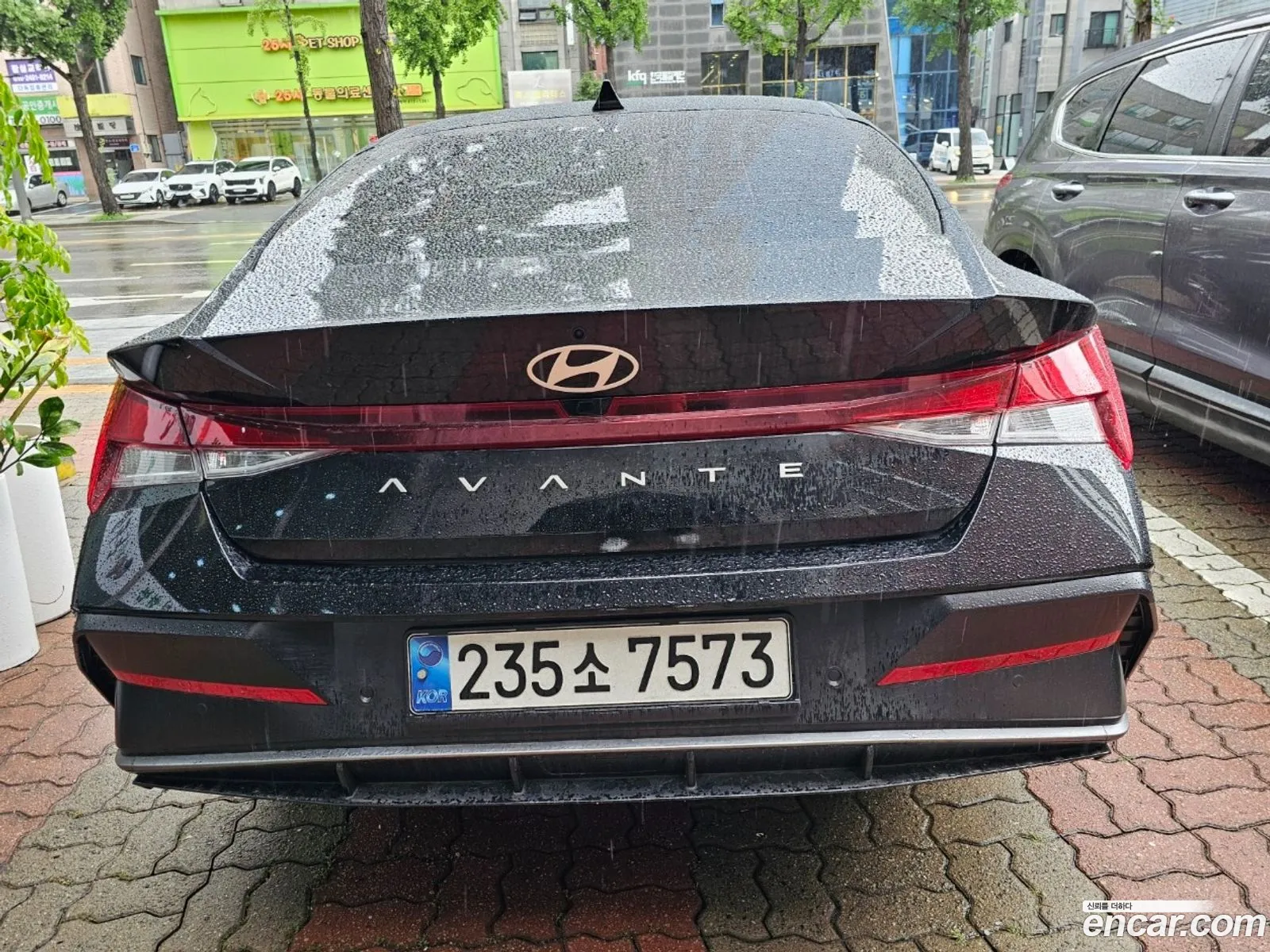 Hyundai Elantra 2025 — 9