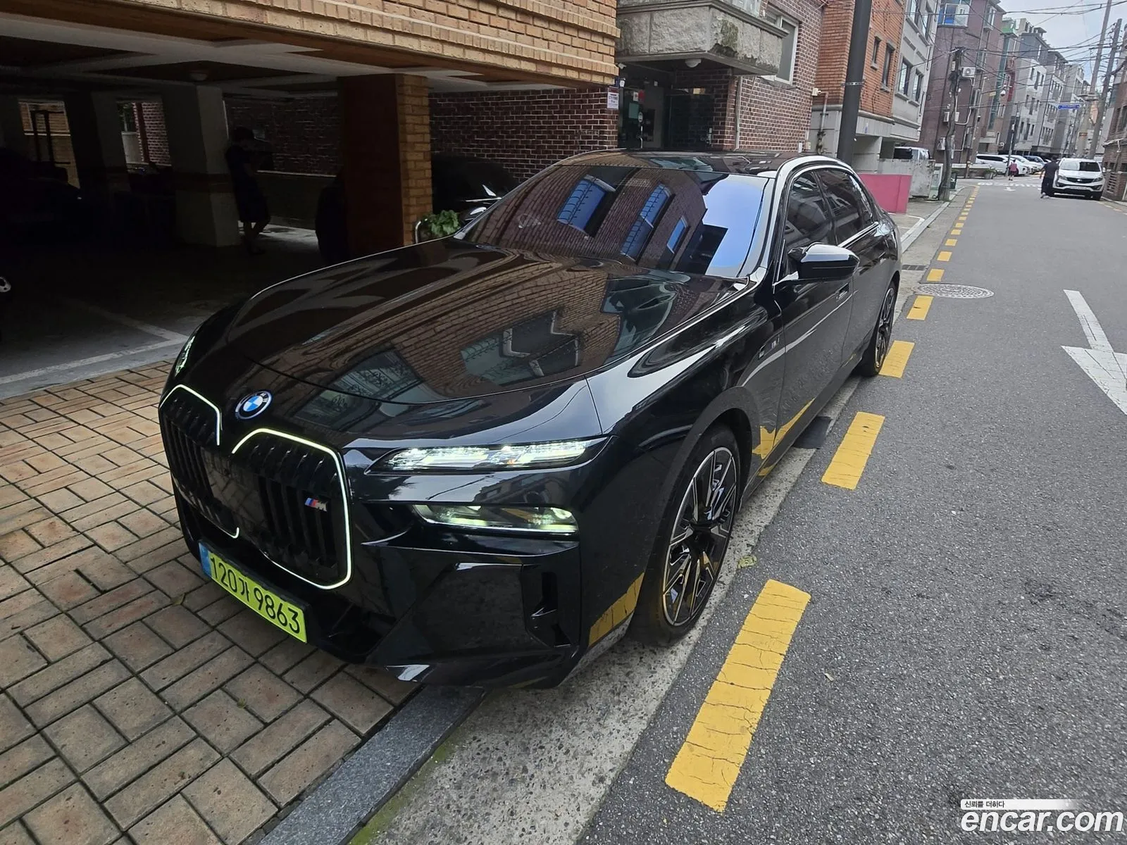 BMW i7 2024 — 13