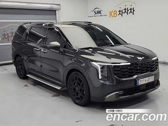 Kia Carnival 2023 — 3