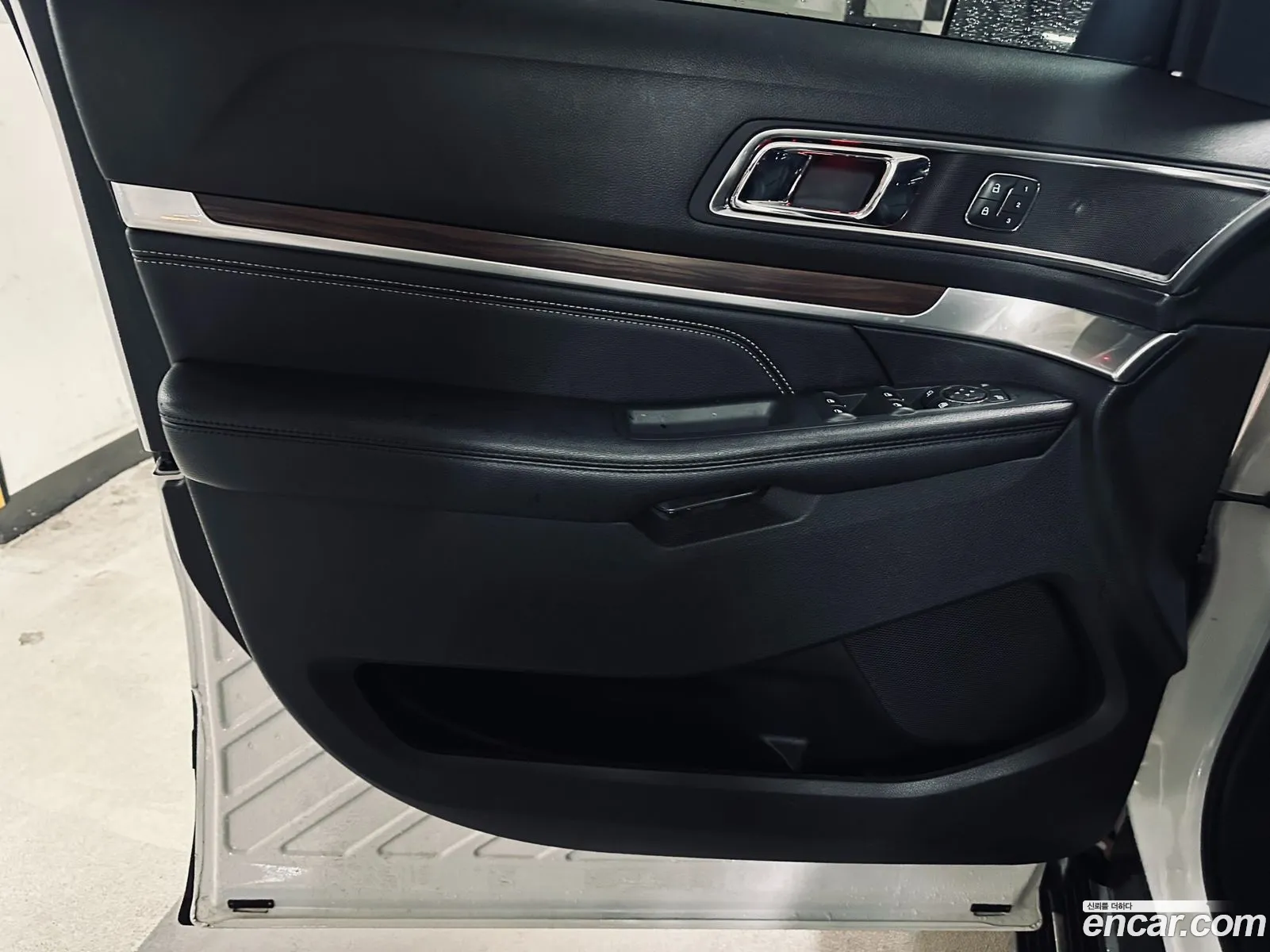Ford Explorer 2018 — 4