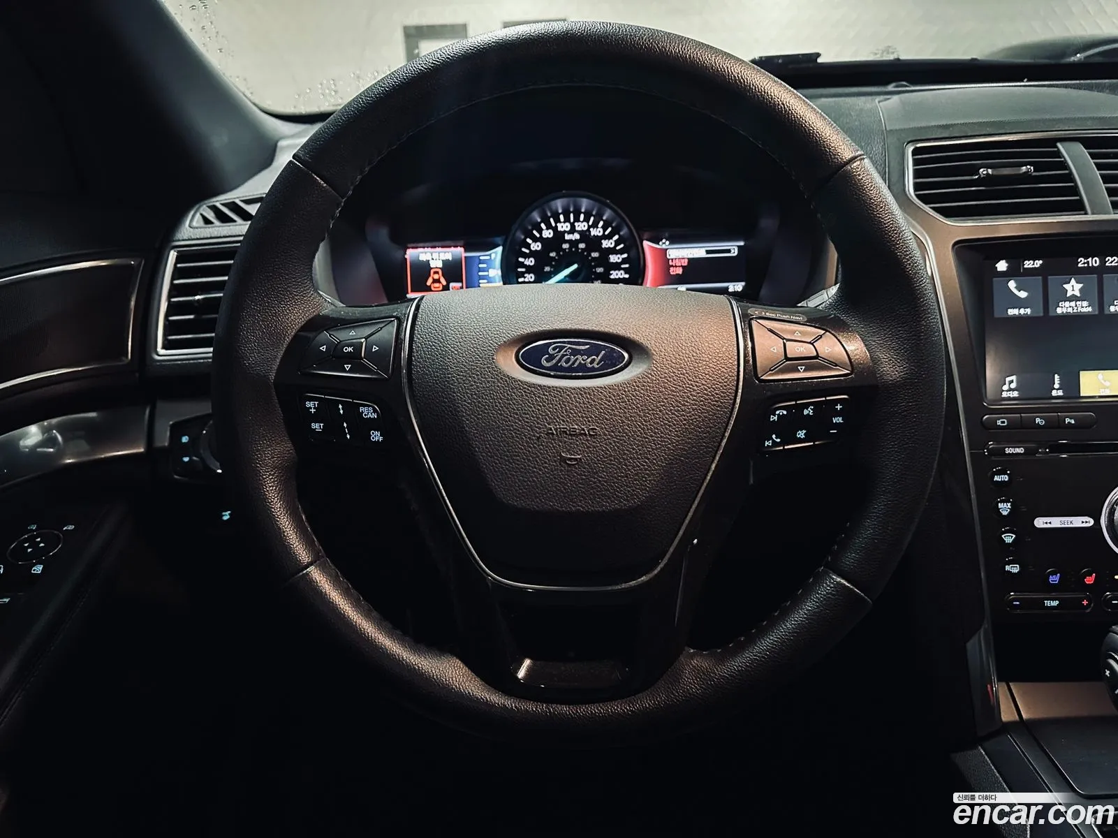 Ford Explorer 2018 — 2