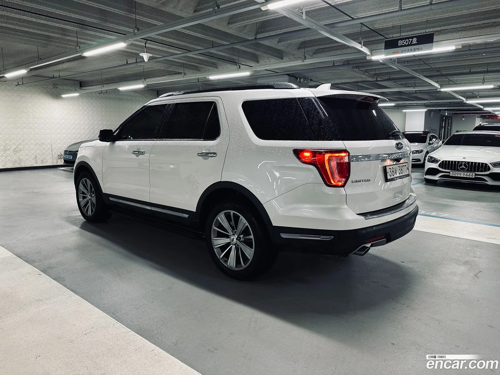 Ford Explorer 2018 — 17