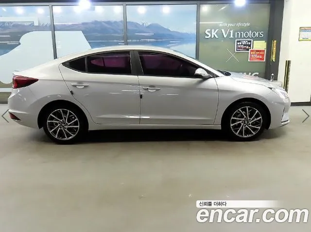 Hyundai Elantra AD 2018 — 2