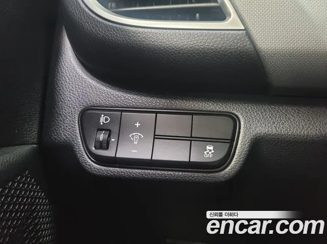 Kia Seltos 2025 — 4