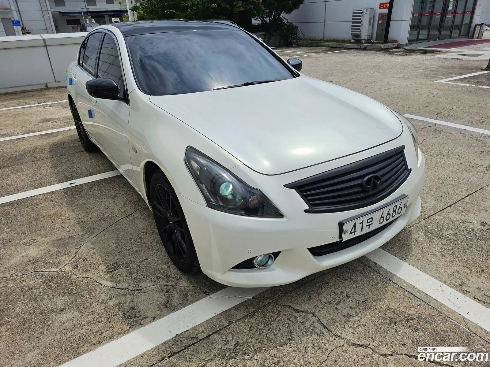 Infiniti G37 2011 — 17