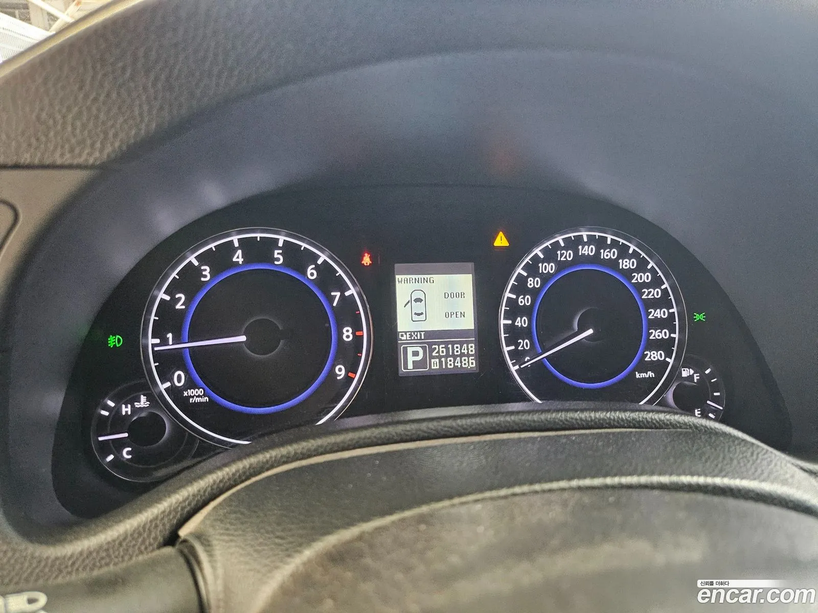 Infiniti G37 2011 — 11