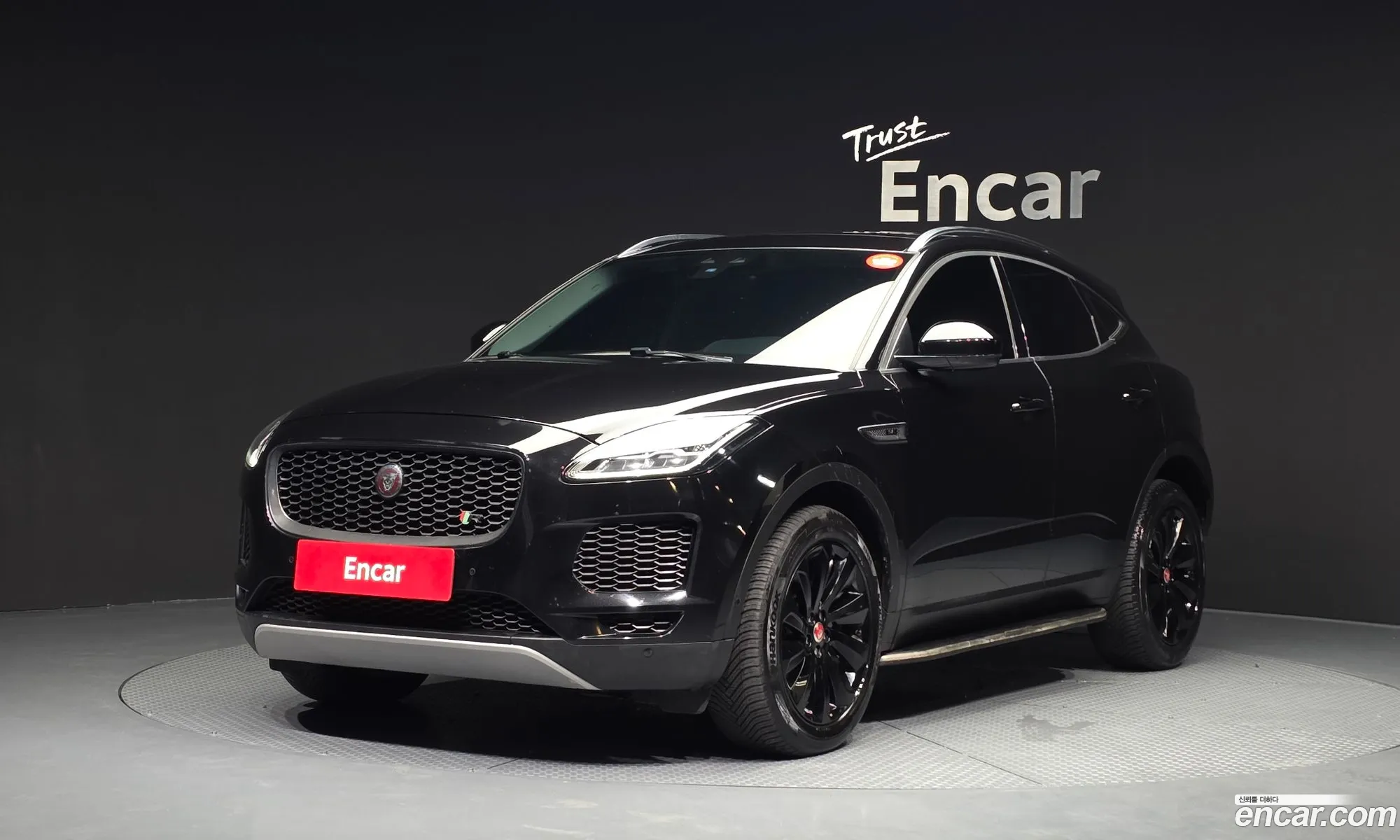 Jaguar E-Pace 2019 SADFA2BN9K1Z45400 — 12
