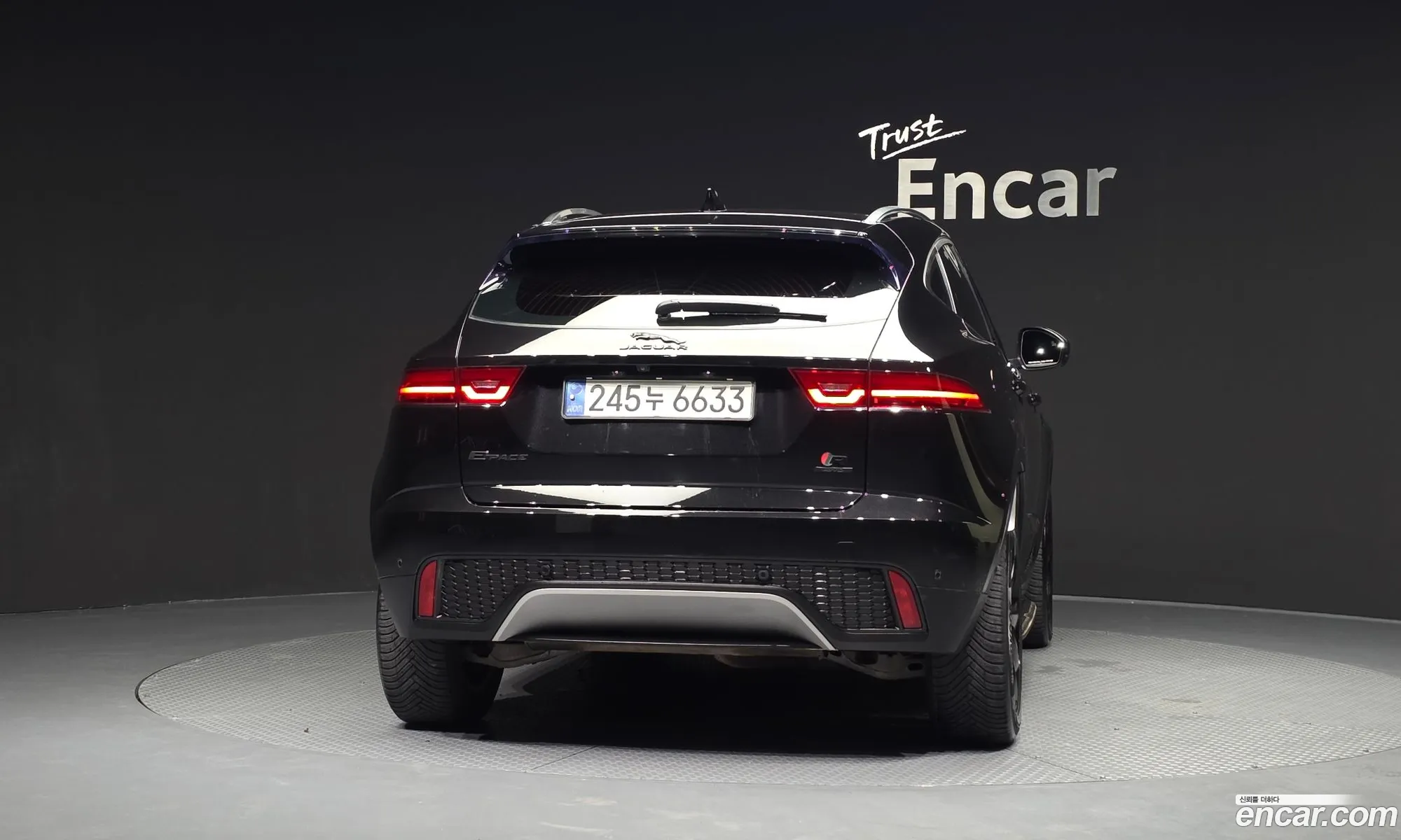 Jaguar E-Pace 2019 SADFA2BN9K1Z45400 — 18
