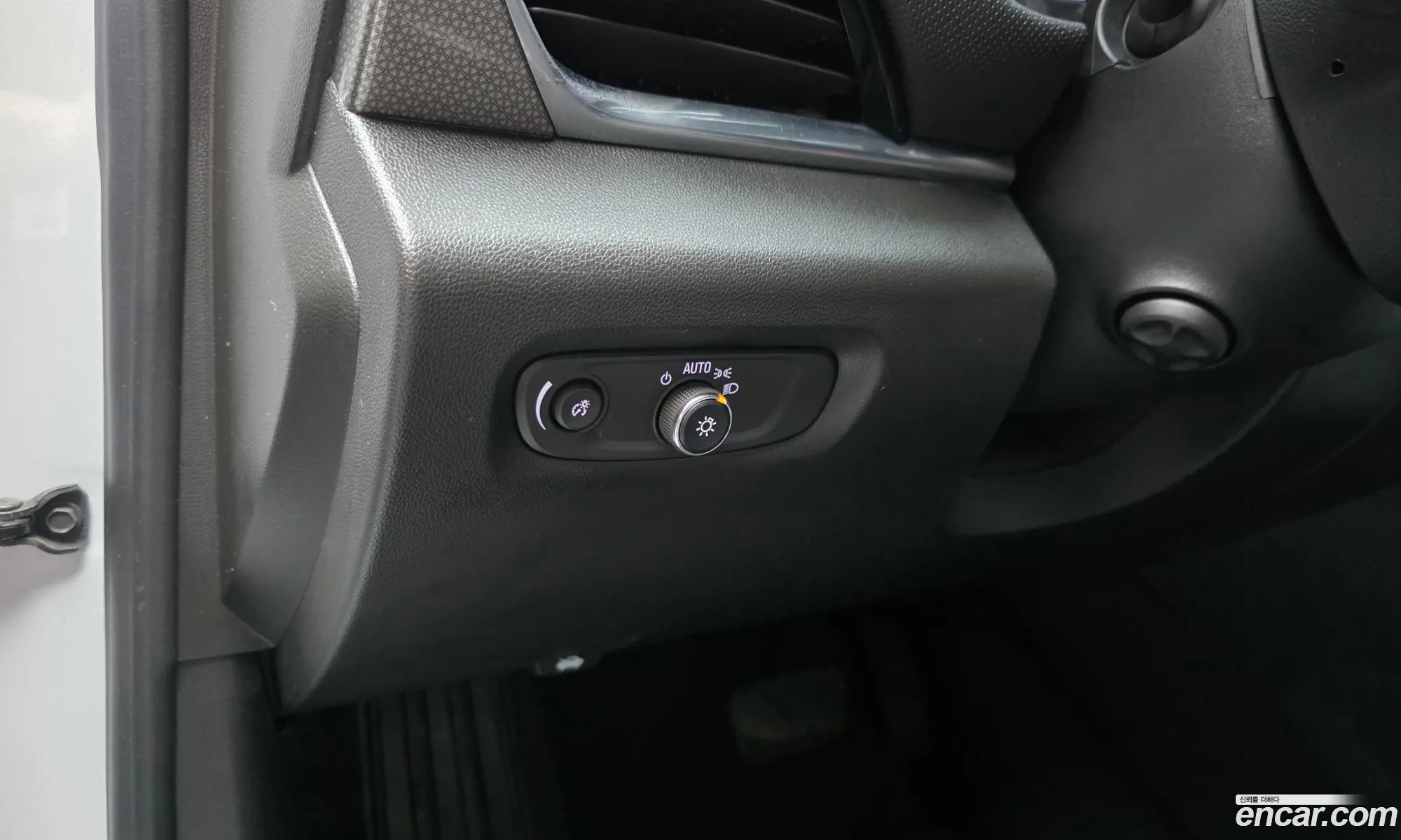 Chevrolet (GM Daewoo) Traverse 2022 — 19