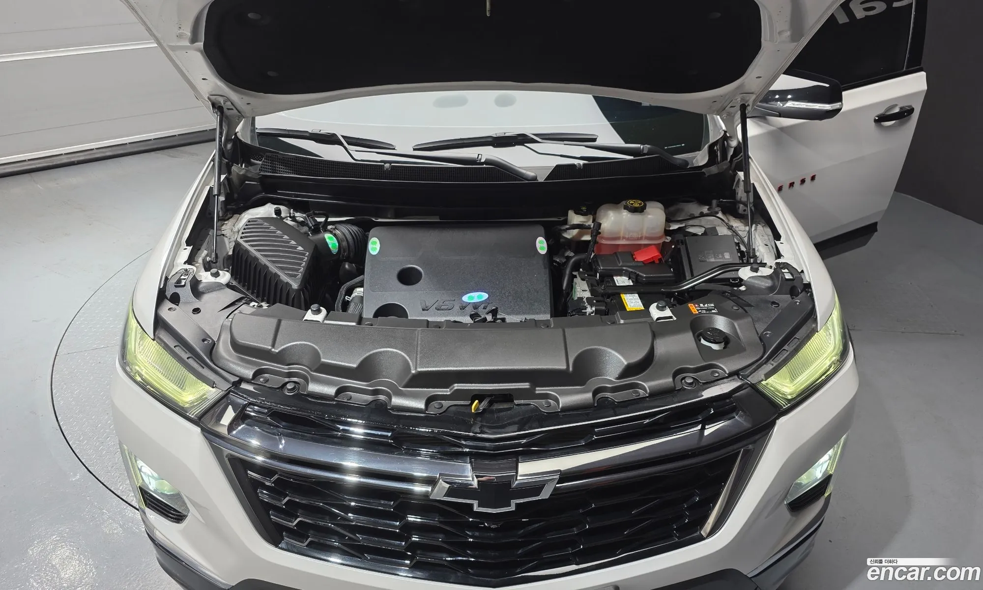 Chevrolet (GM Daewoo) Traverse 2022 — 21