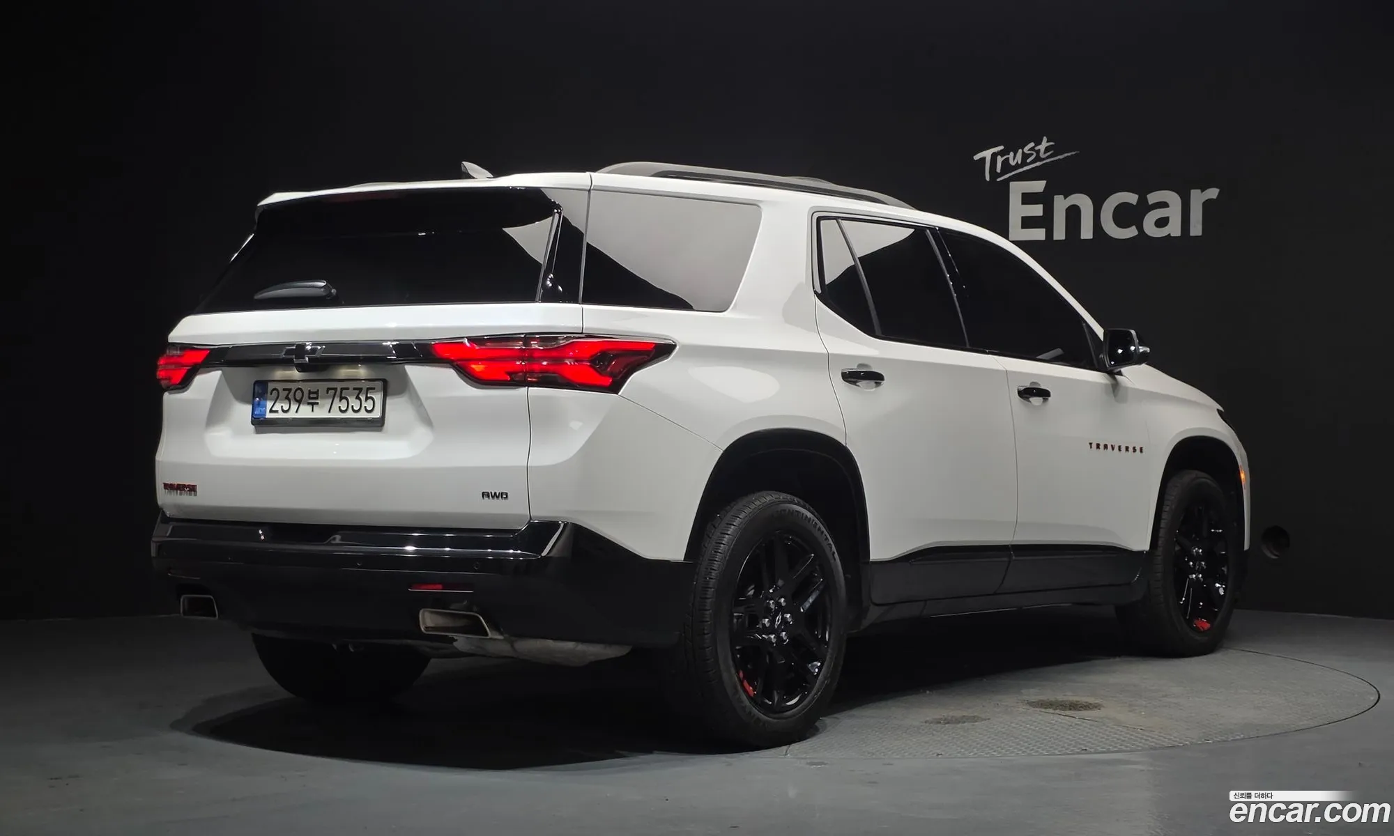 Chevrolet (GM Daewoo) Traverse 2022 — 3