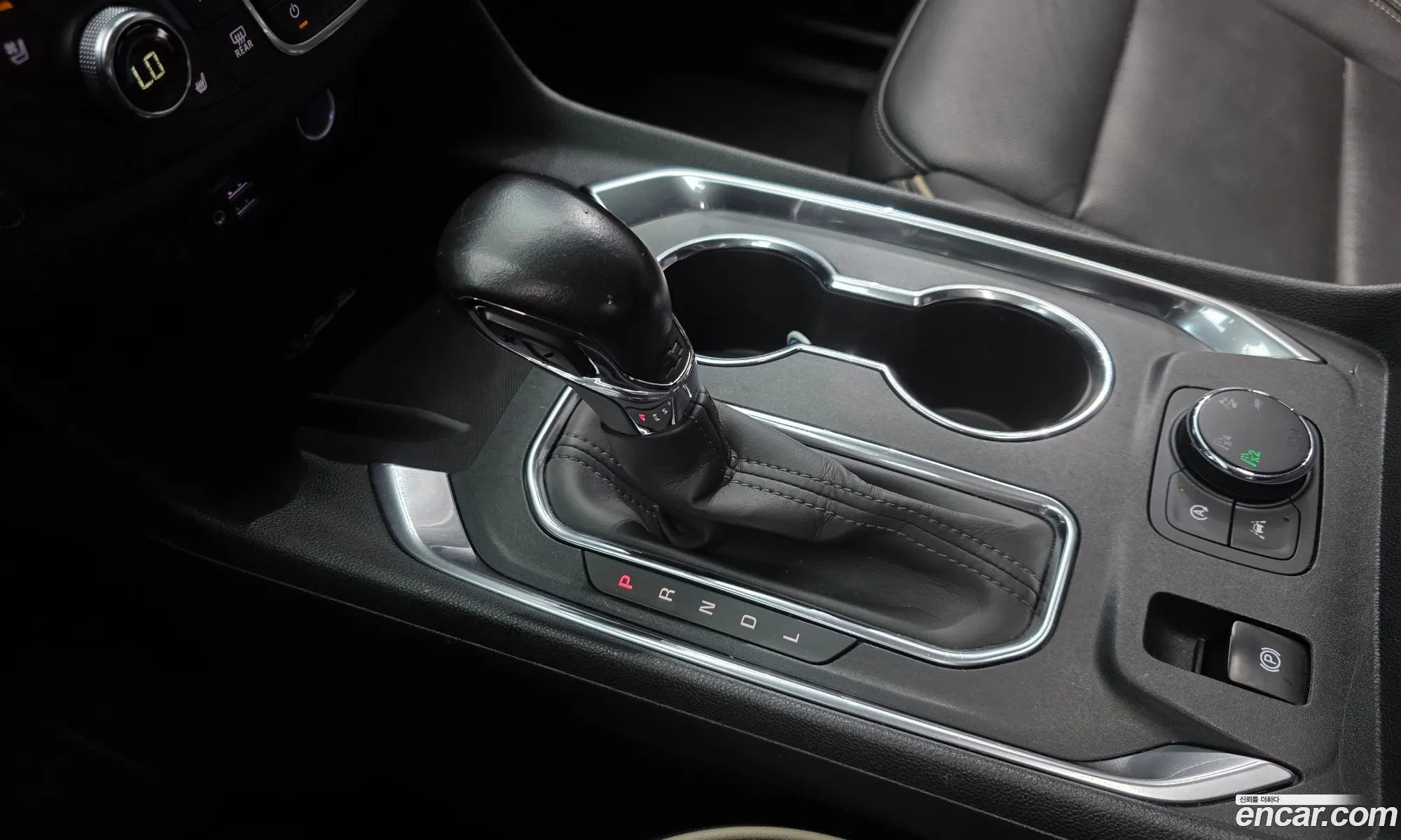 Chevrolet (GM Daewoo) Traverse 2022 — 35
