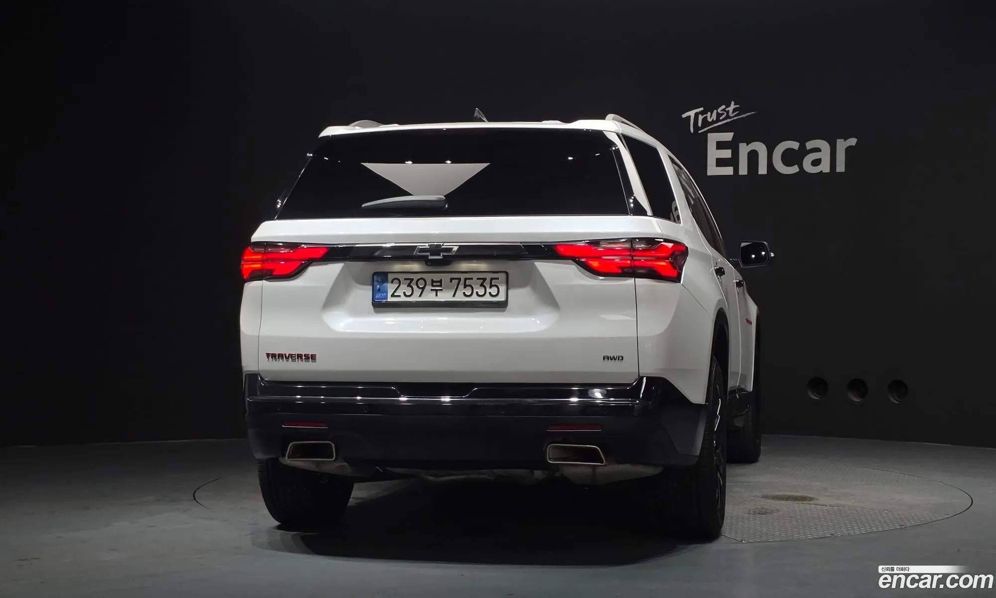 Chevrolet (GM Daewoo) Traverse 2022 — 25