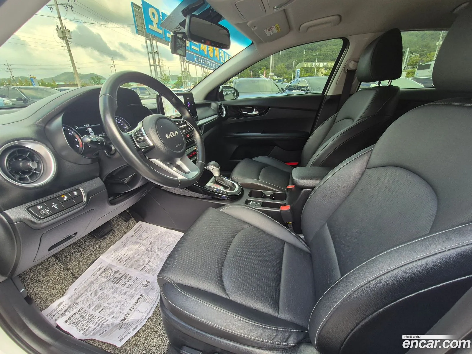 Kia K3 2022 — 16