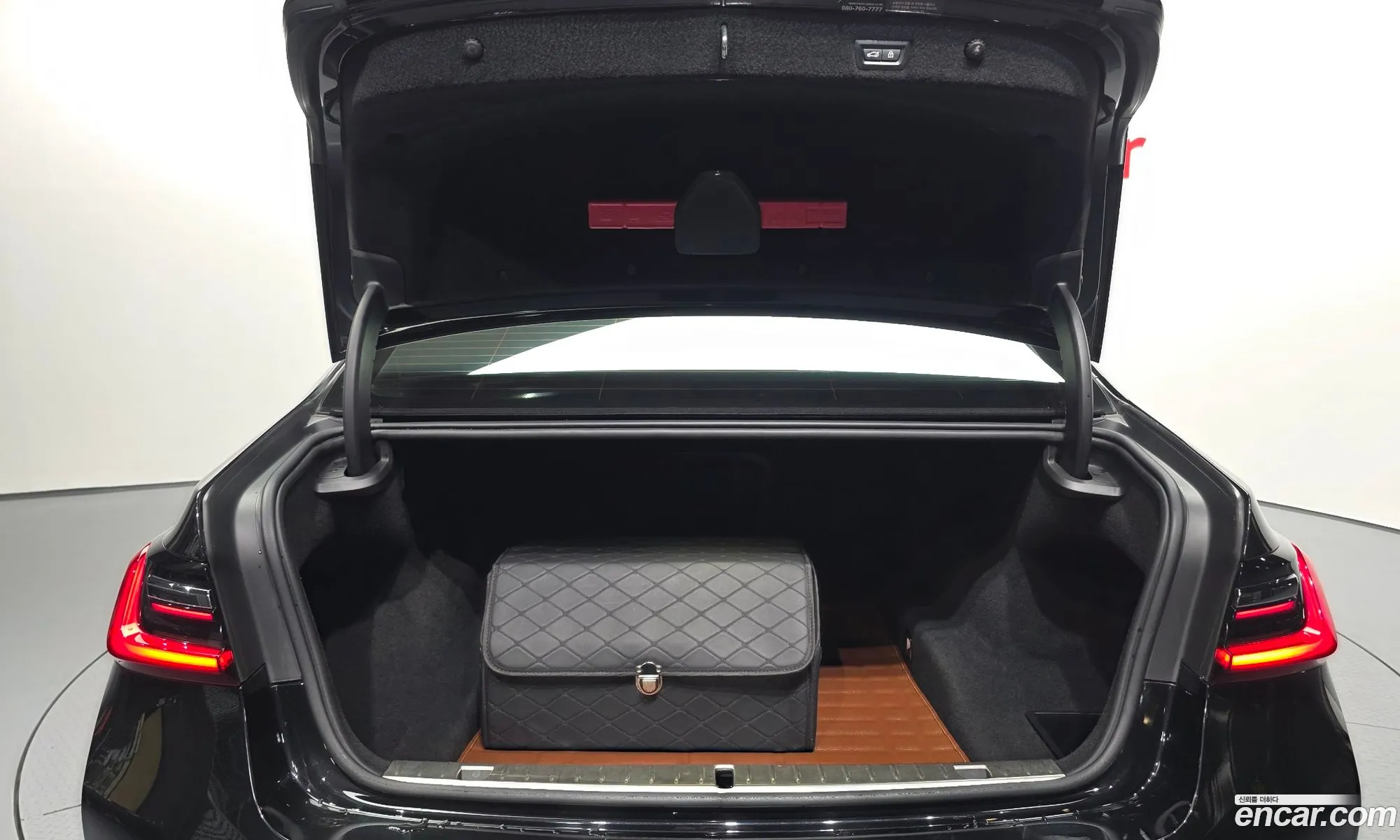 BMW 7 Series 2019 WBA7V4109LBM64237 — 10
